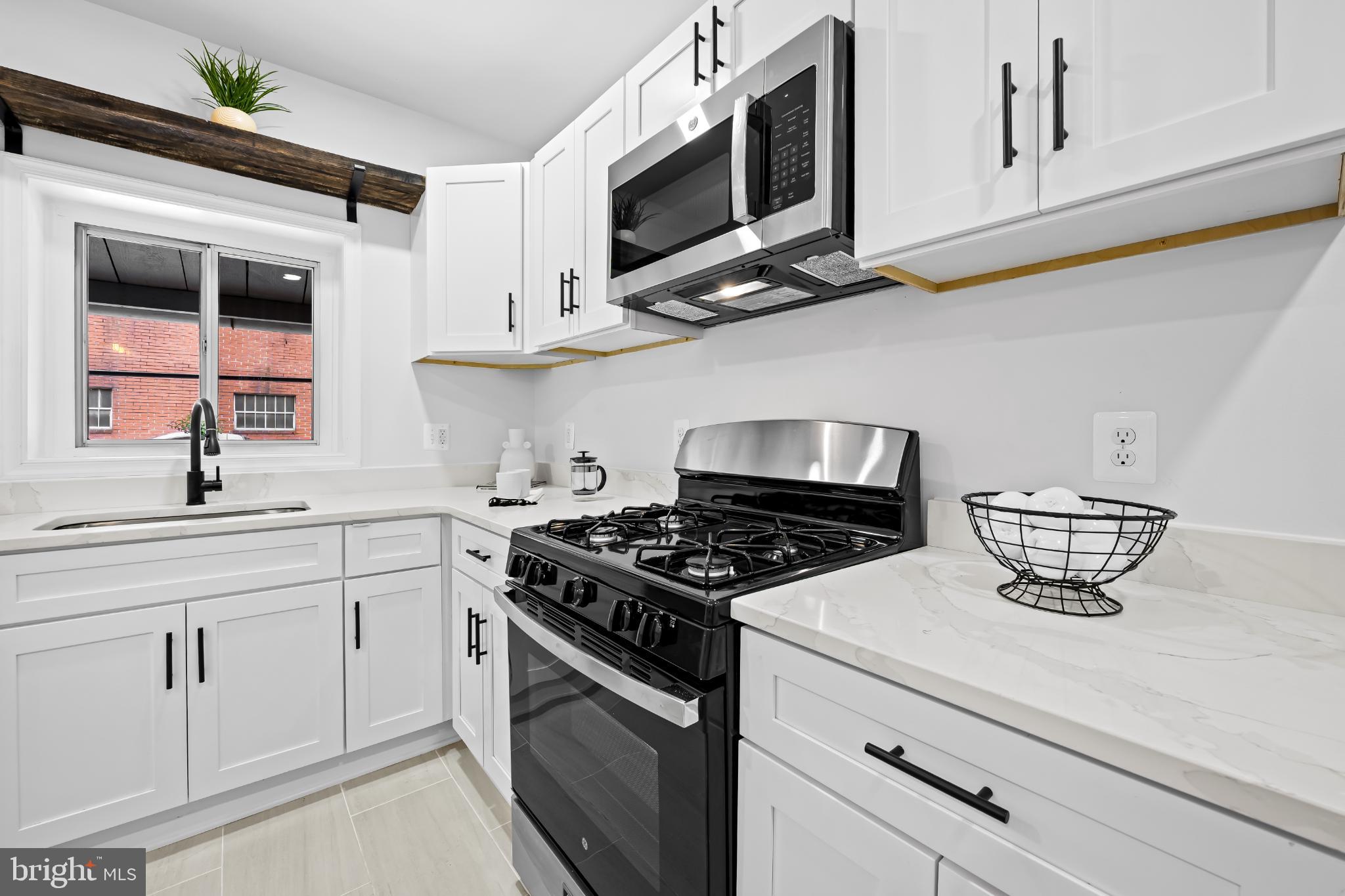 HAMPDEN HISTORIC DISTRICT - Residential