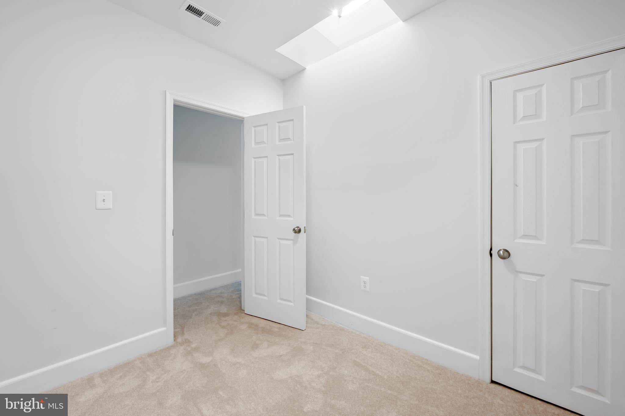 HAMPDEN HISTORIC DISTRICT - Residential