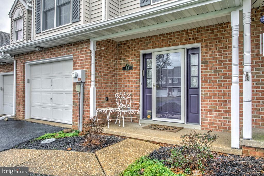 Photo of 314 Huntington Drive, Mountville, PA 17554 (MLS # PALA2047646)