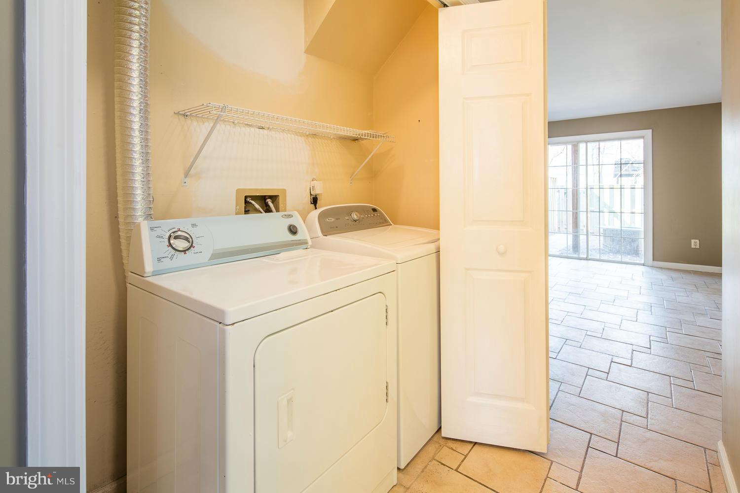 PARADISE / LANDS BAY - Residential