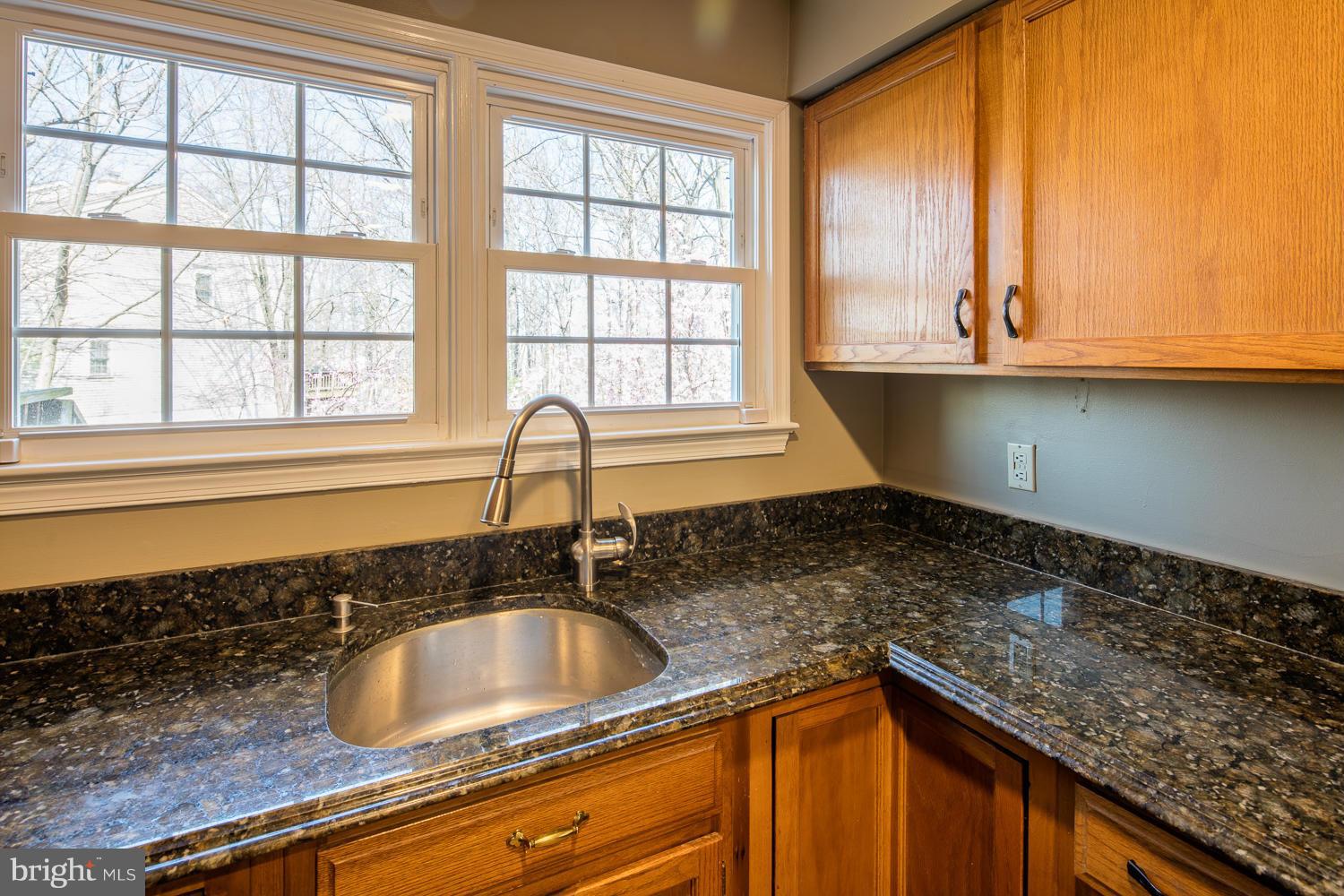 PARADISE / LANDS BAY - Residential