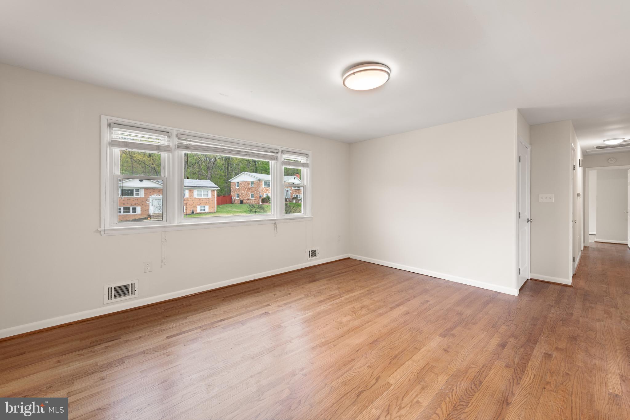 MARY-CATHERINE ESTATES - Residential