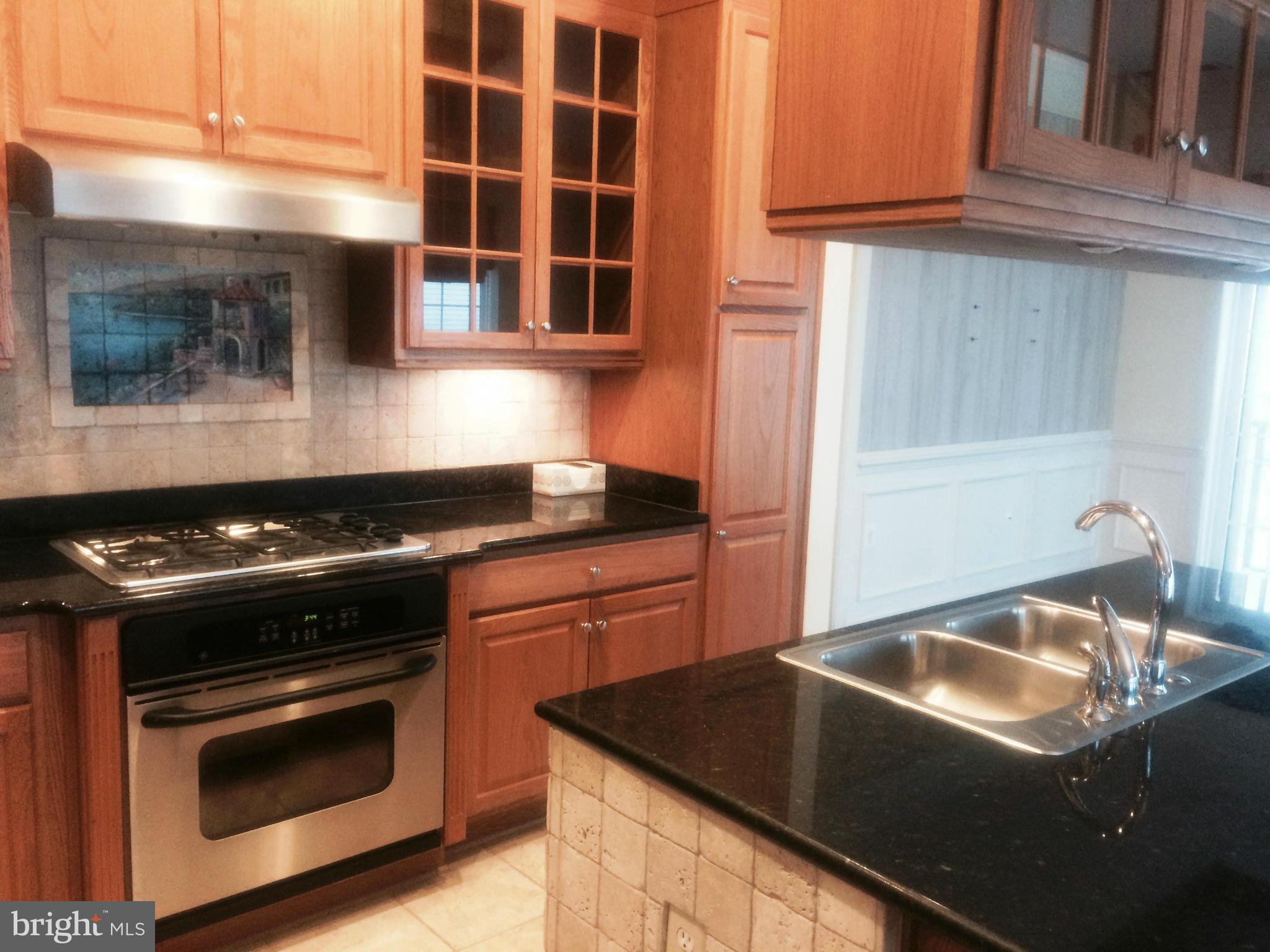 RIVER CLUB 1 AT BELMONT - Residential Lease