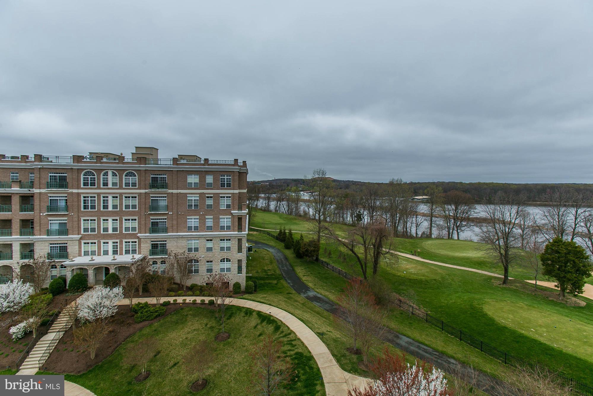 RIVER CLUB 1 AT BELMONT - Residential Lease
