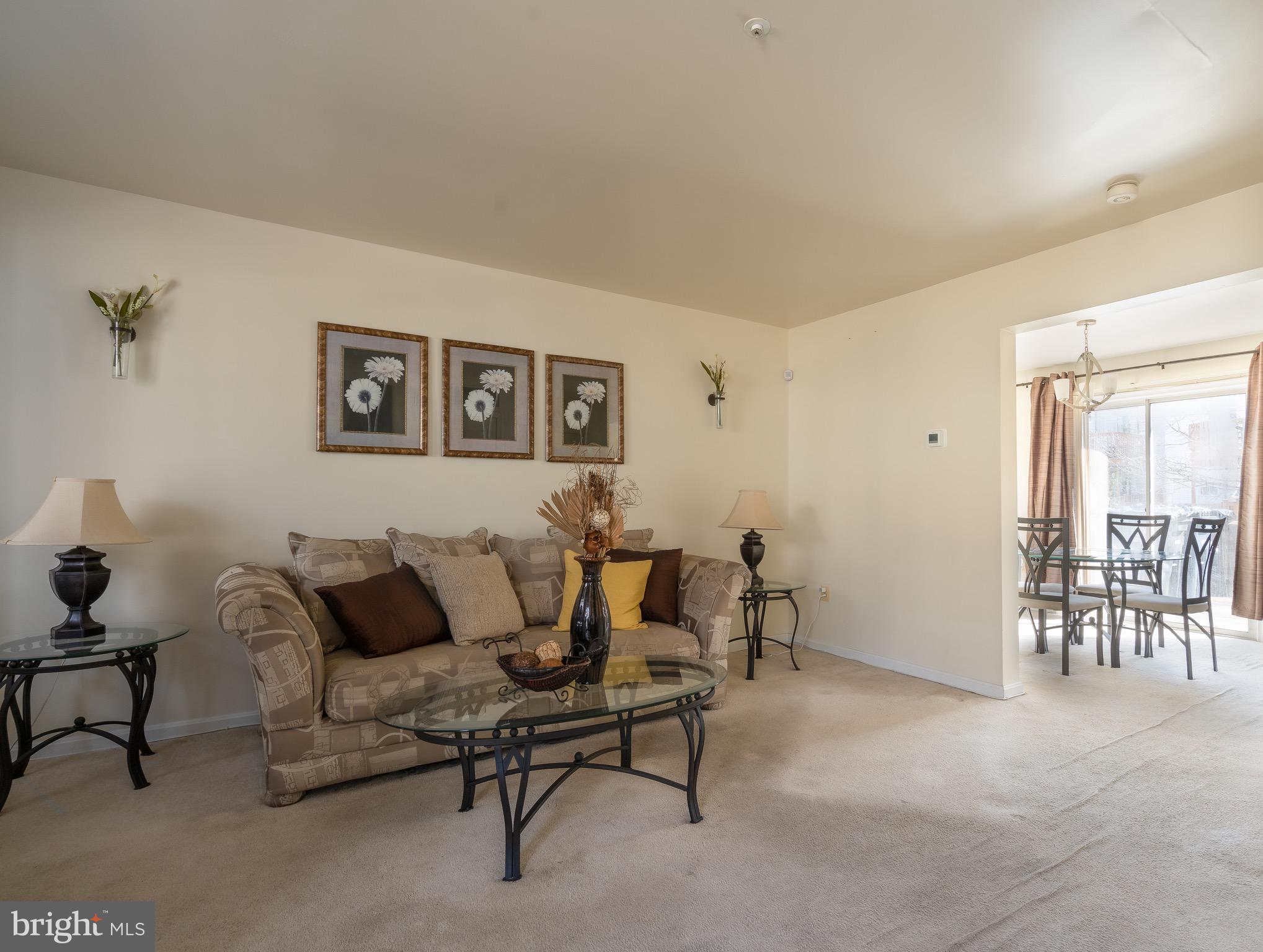 COLONY SQUARE - Residential