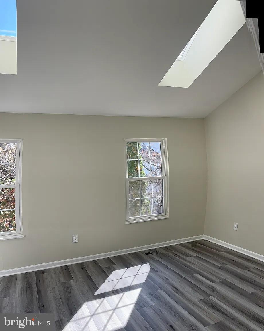 FAIRLAND ACRES - Residential Lease