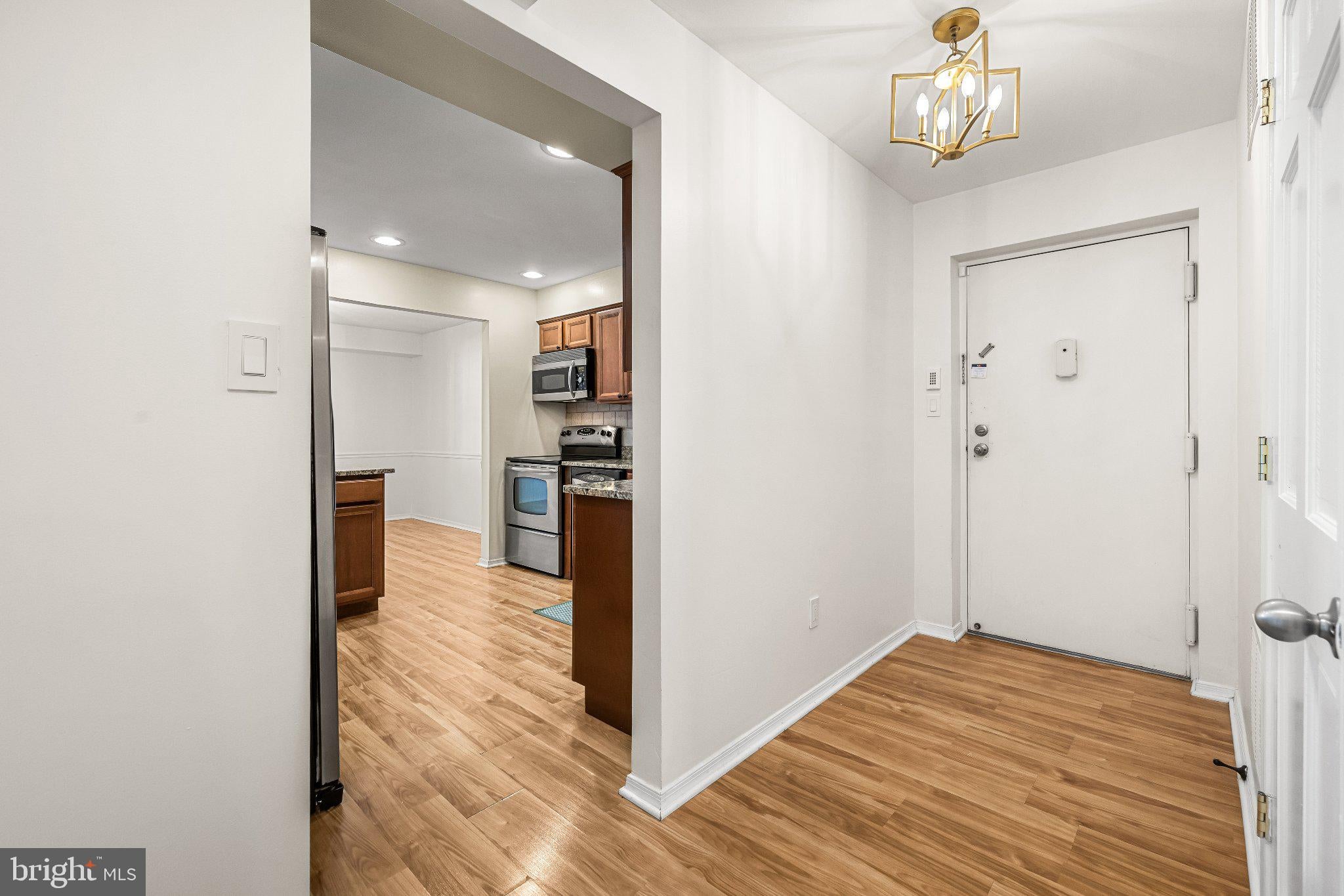 7 GANDSON COURT 302