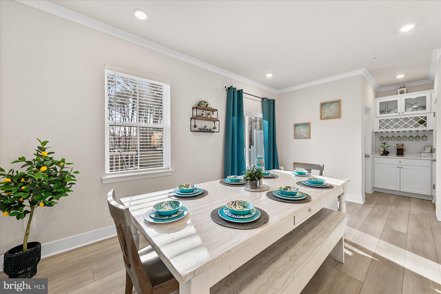 SEA OAKS VILLAGE - Residential