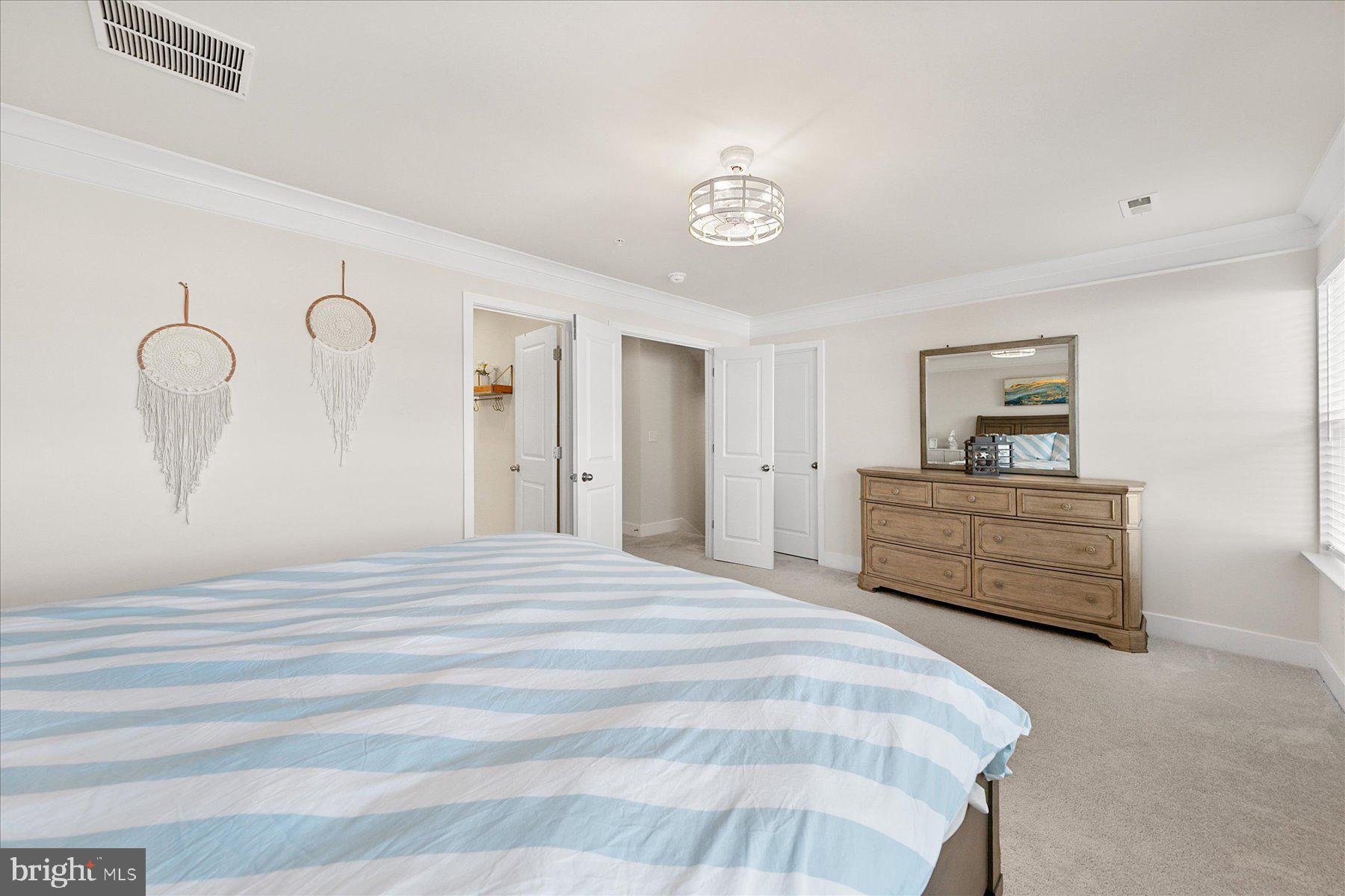 SEA OAKS VILLAGE - Residential