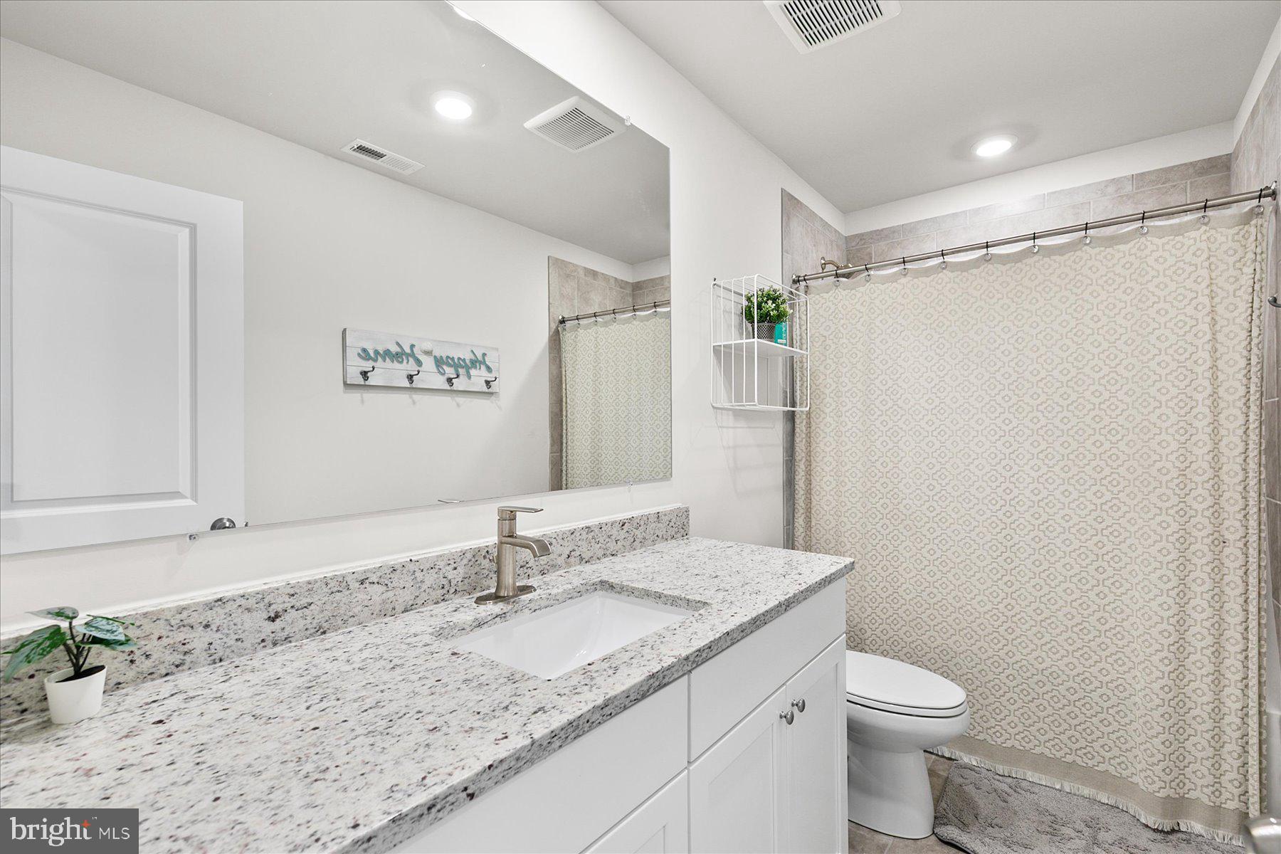 SEA OAKS VILLAGE - Residential