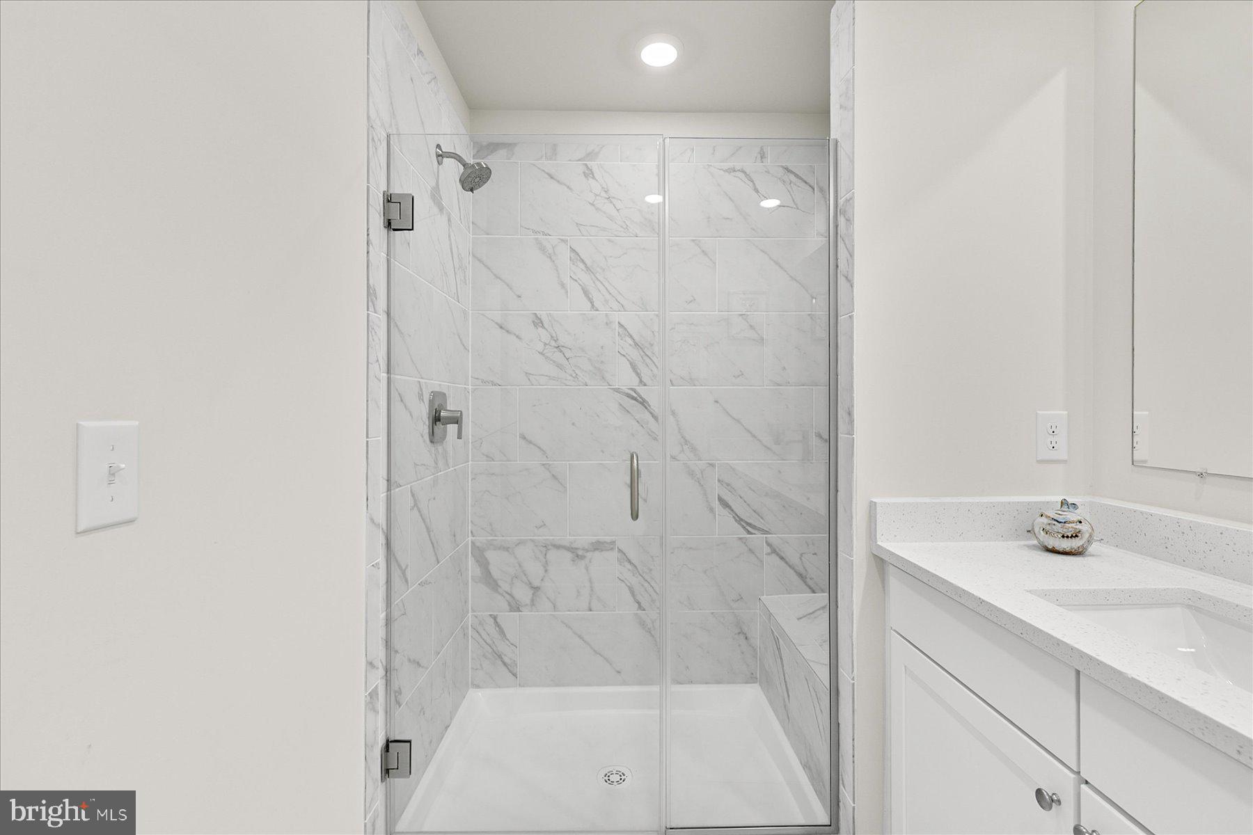 SEA OAKS VILLAGE - Residential