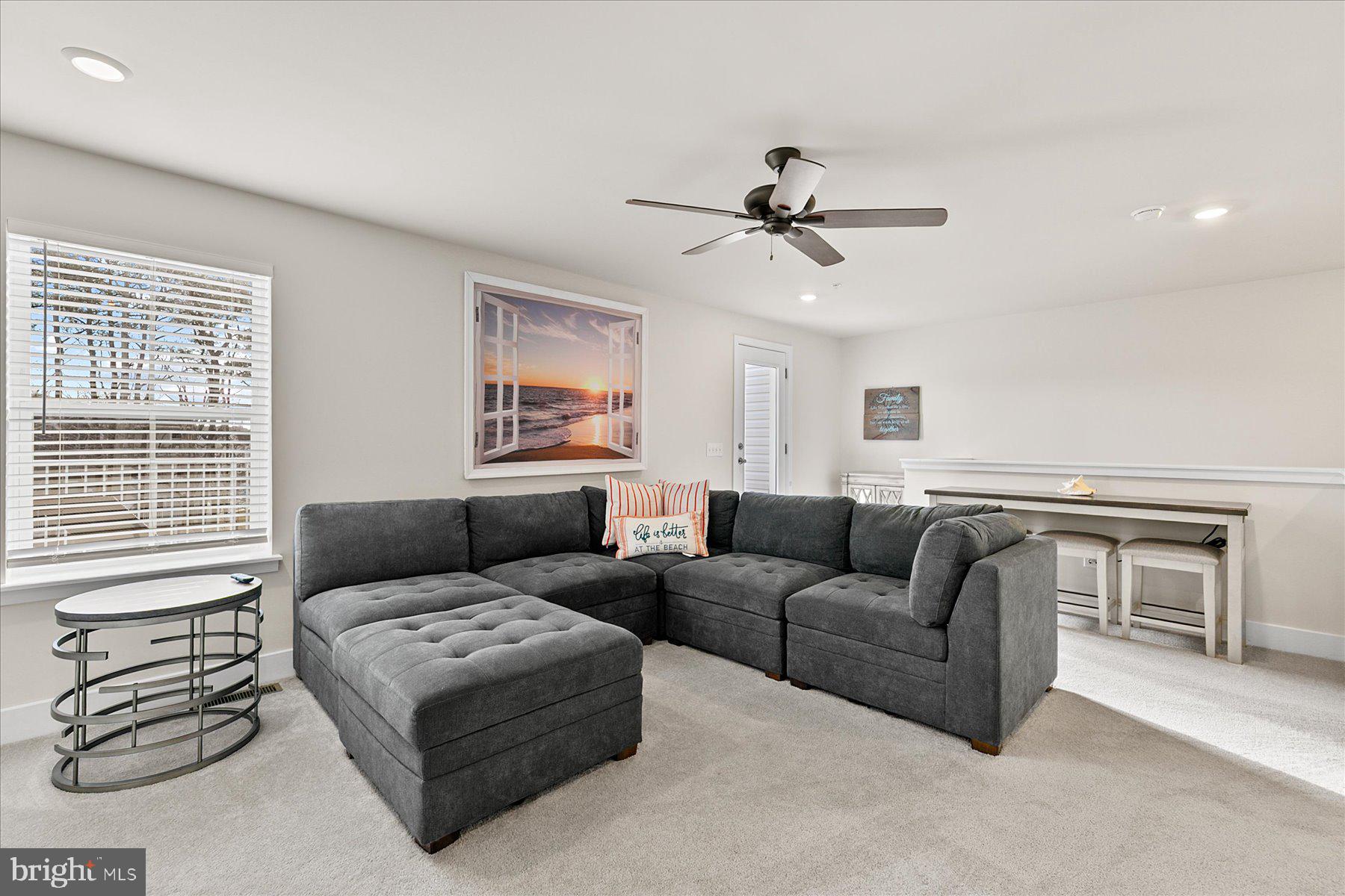 SEA OAKS VILLAGE - Residential