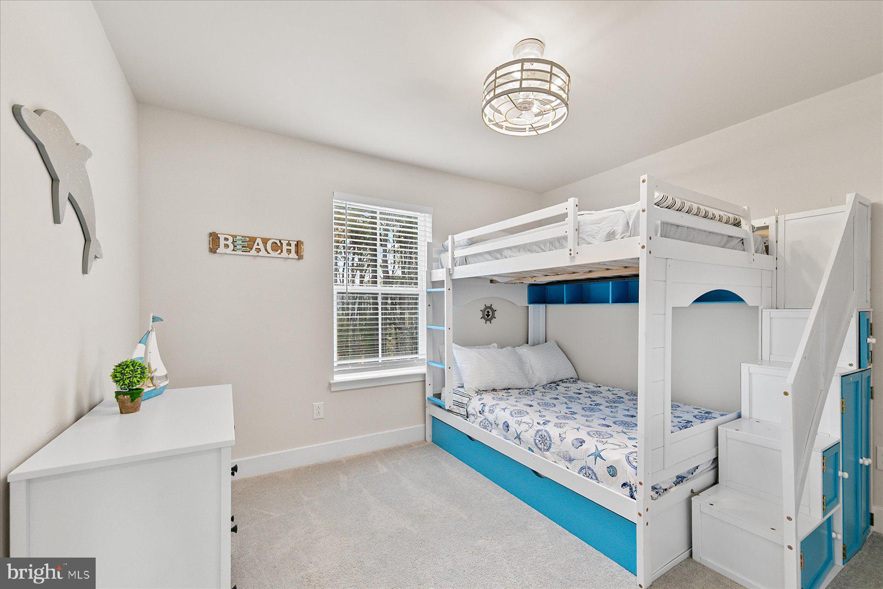 SEA OAKS VILLAGE - Residential