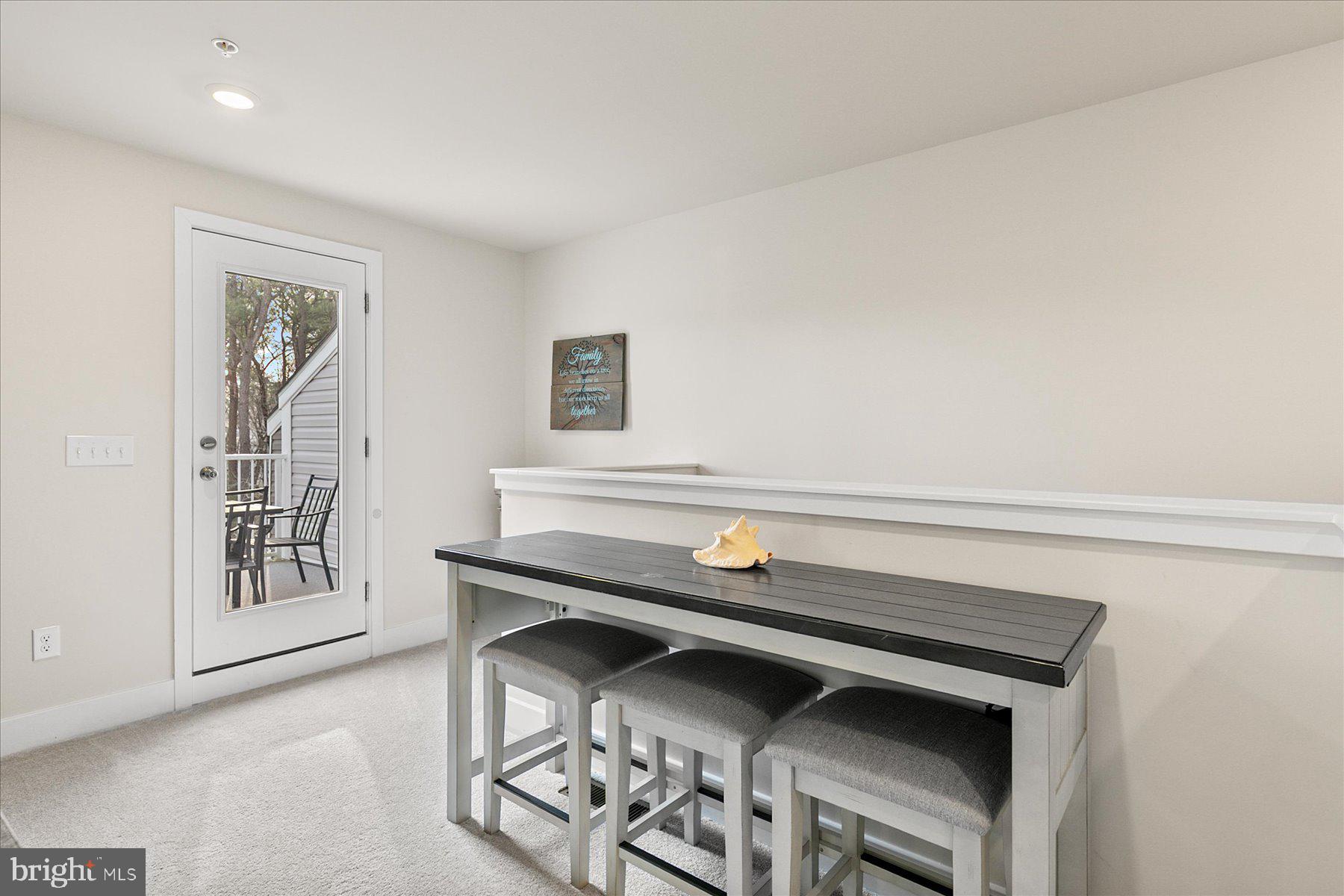 SEA OAKS VILLAGE - Residential