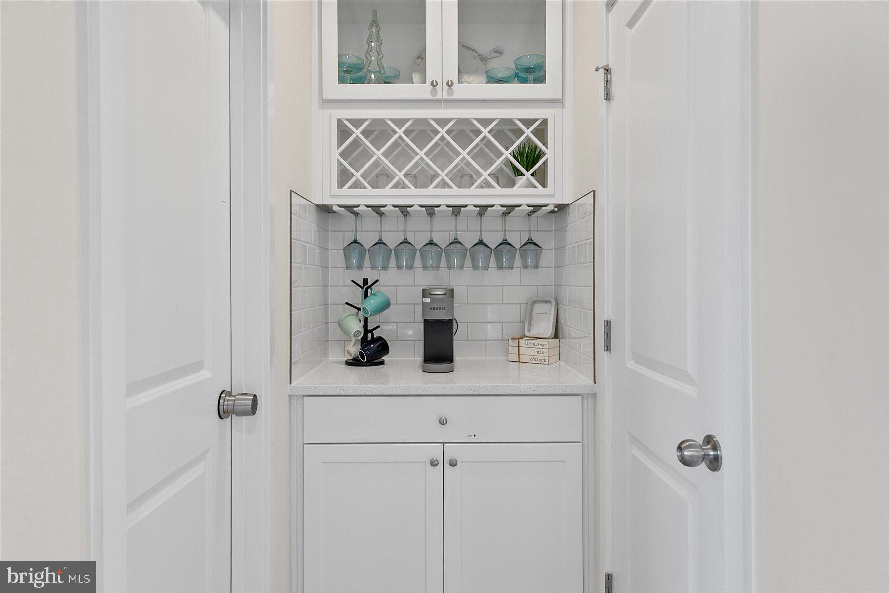 SEA OAKS VILLAGE - Residential