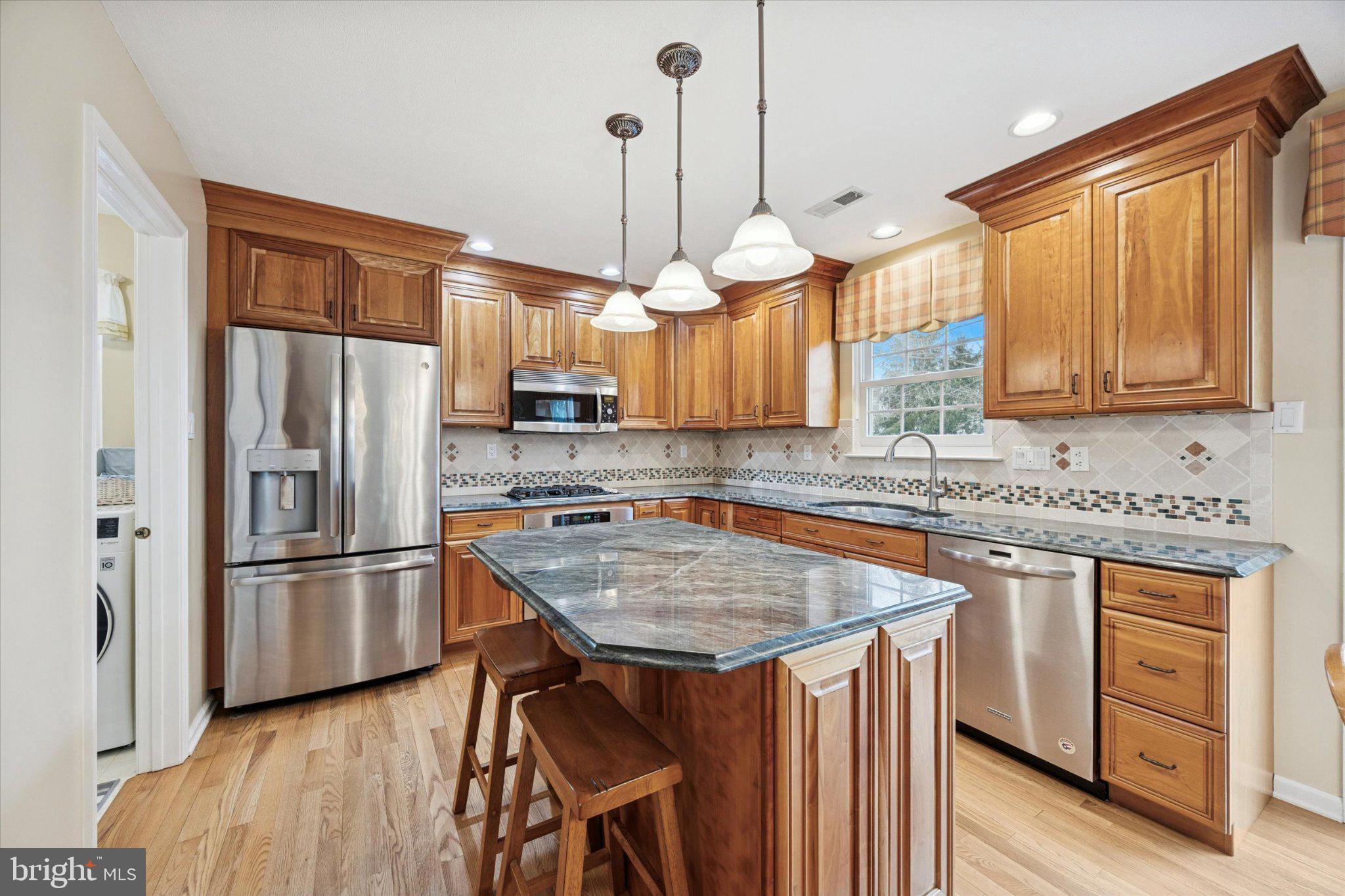 PEDDLERS VIEW - Residential