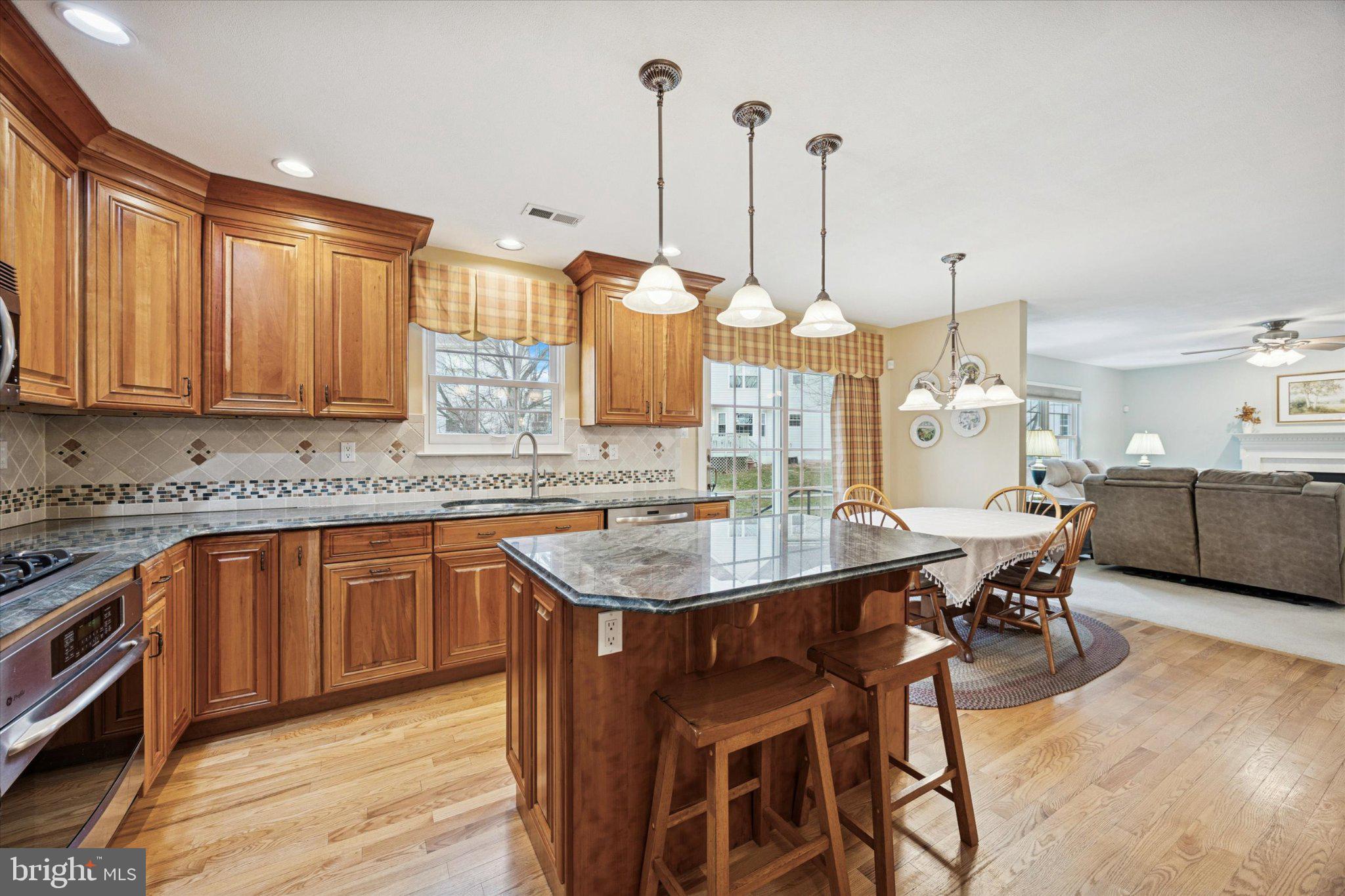 PEDDLERS VIEW - Residential