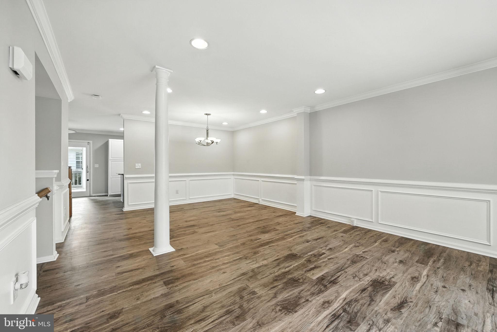20419 CHARTER OAK DRIVE