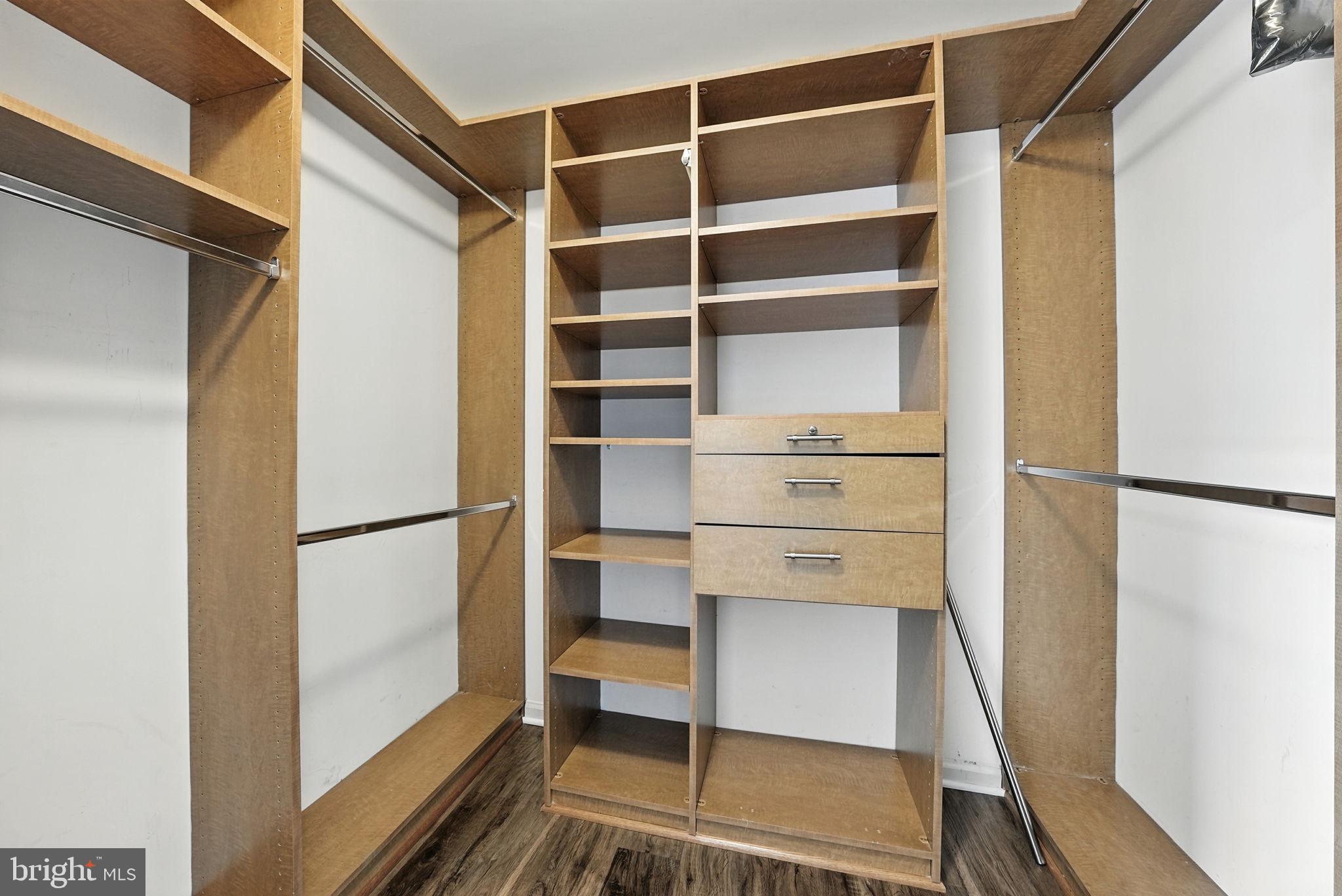 BELMONT GREENE - Residential