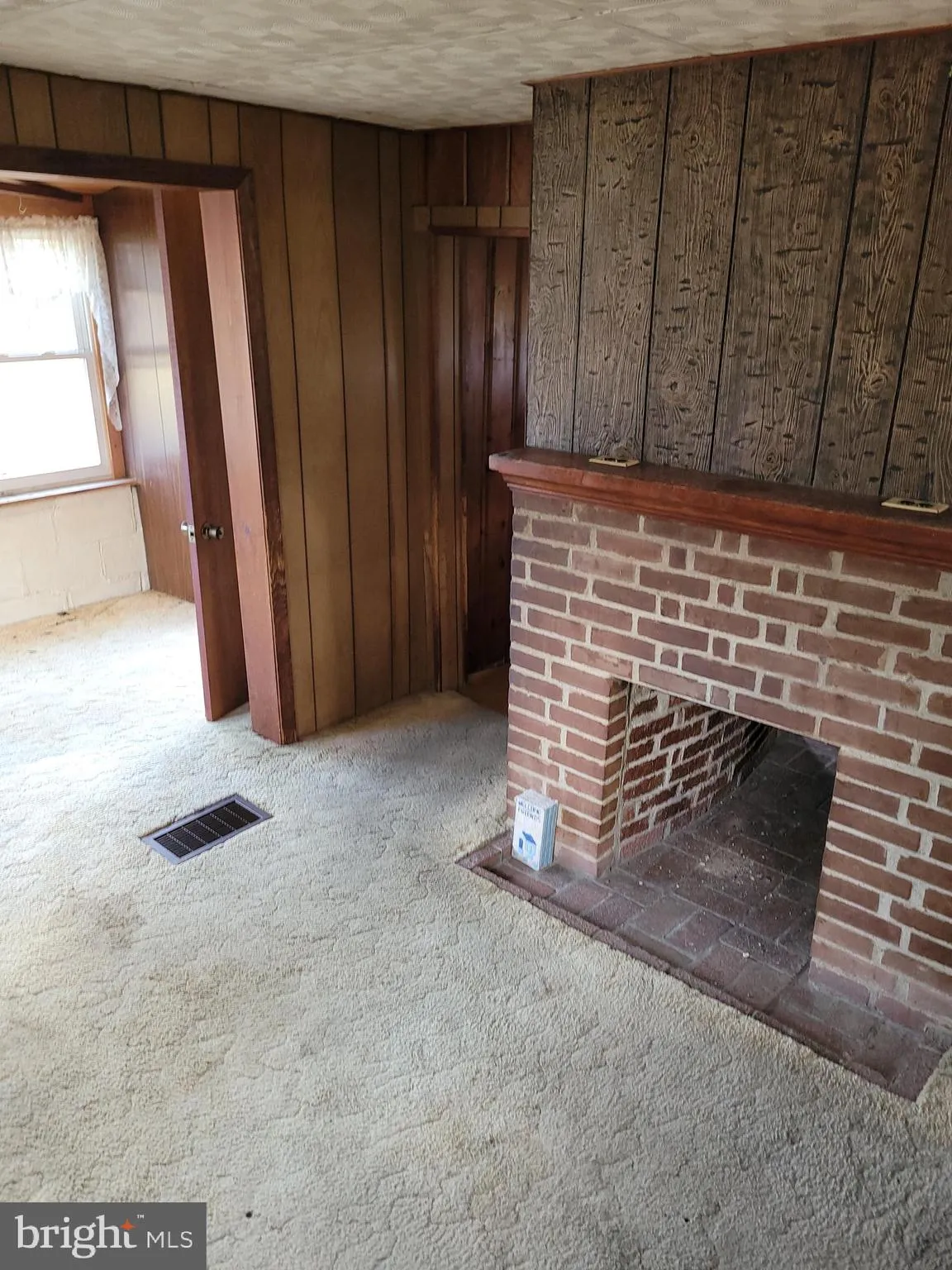 Alloway, New Jersey 08001, United States, 2 Bedrooms Bedrooms, ,1 BathroomBathrooms,Residential,Pending,25420