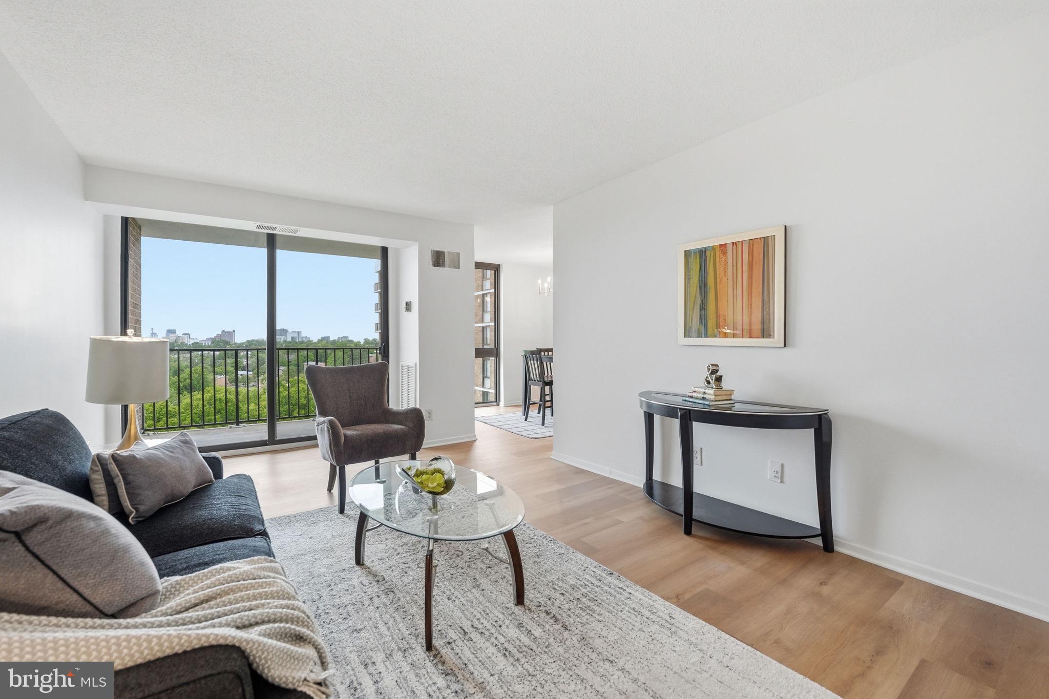 IDYLWOOD TOWERS CONDO - Residential