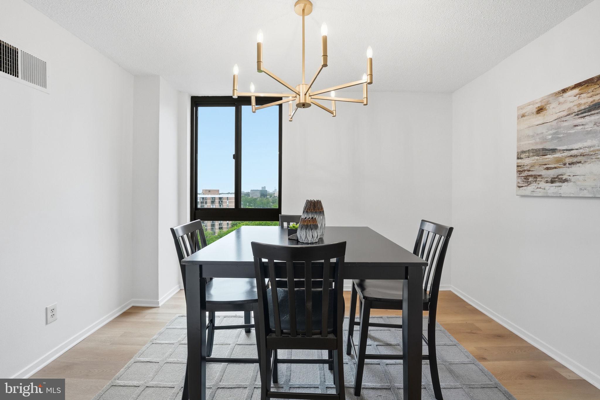 IDYLWOOD TOWERS CONDO - Residential