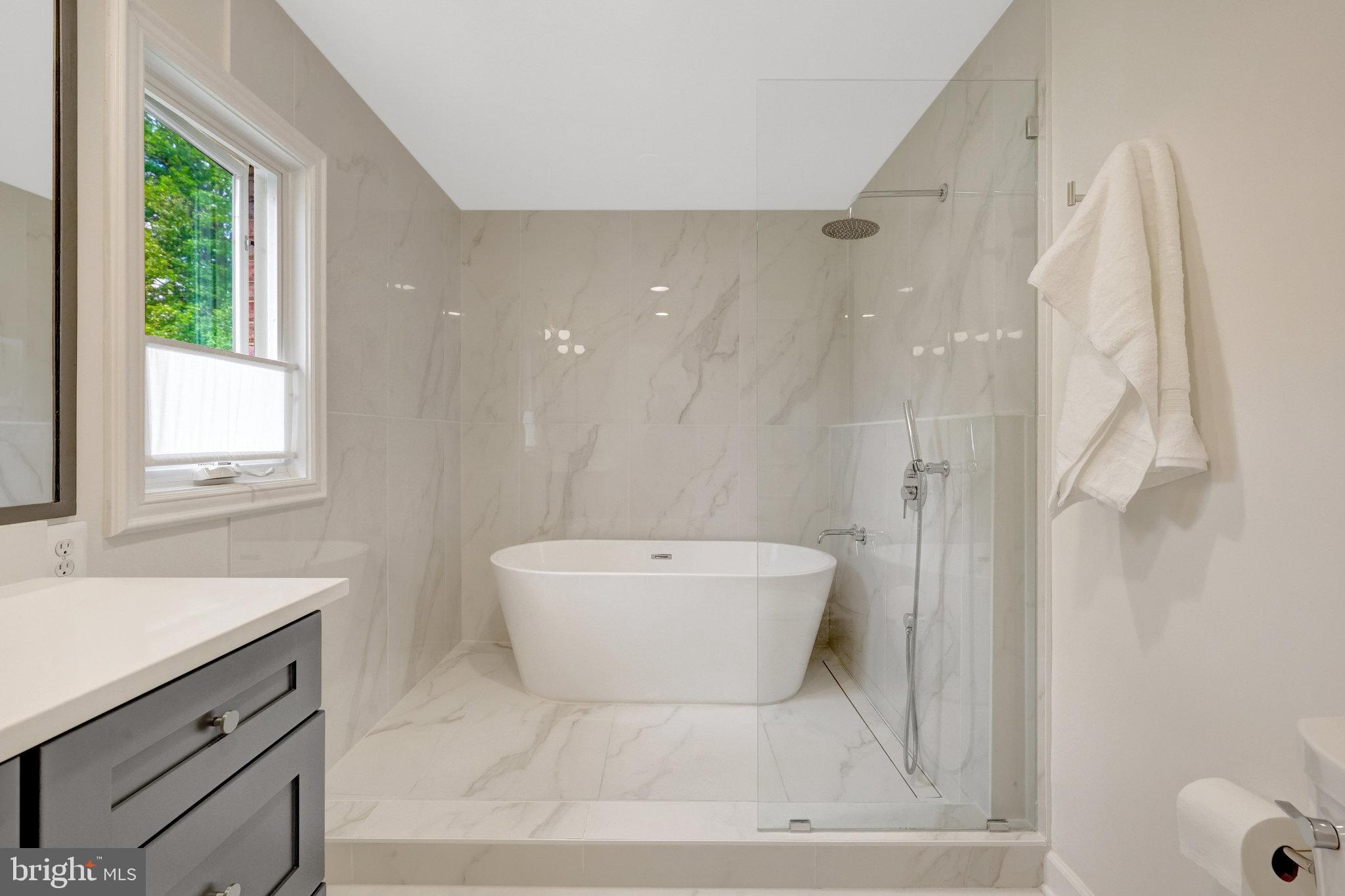 EVERMAY - Residential Lease