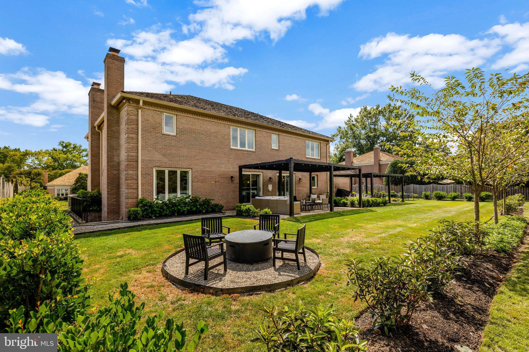 EVERMAY - Residential Lease