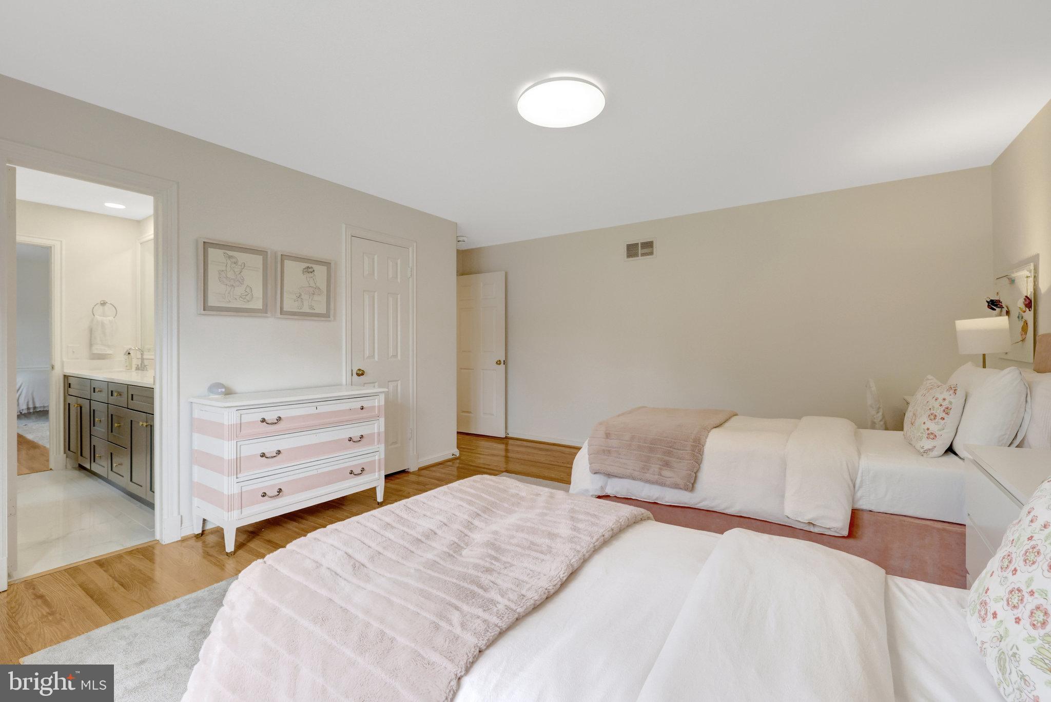 EVERMAY - Residential Lease