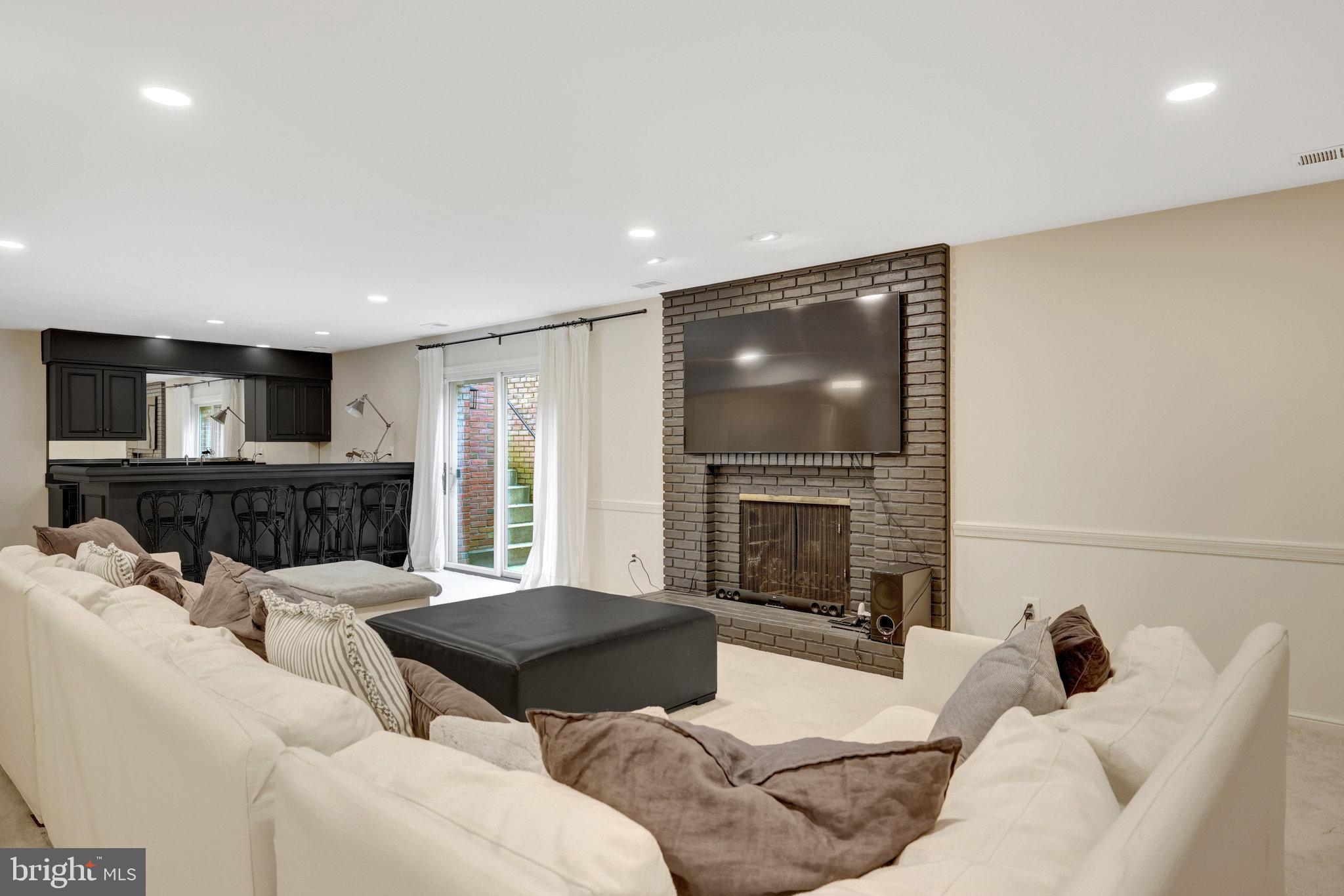 EVERMAY - Residential Lease