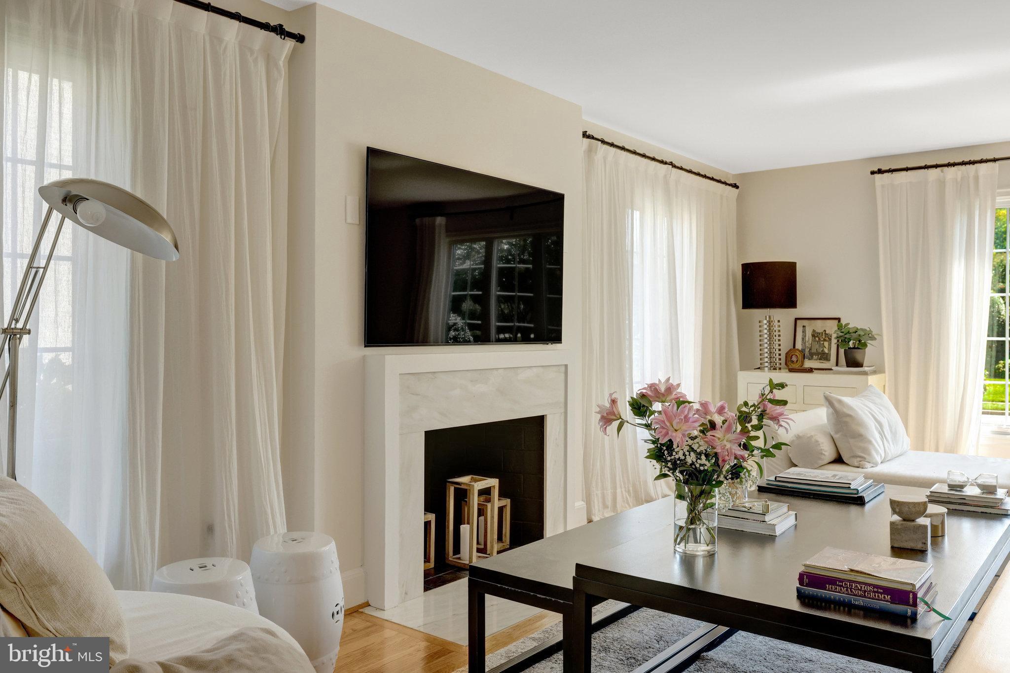 EVERMAY - Residential Lease