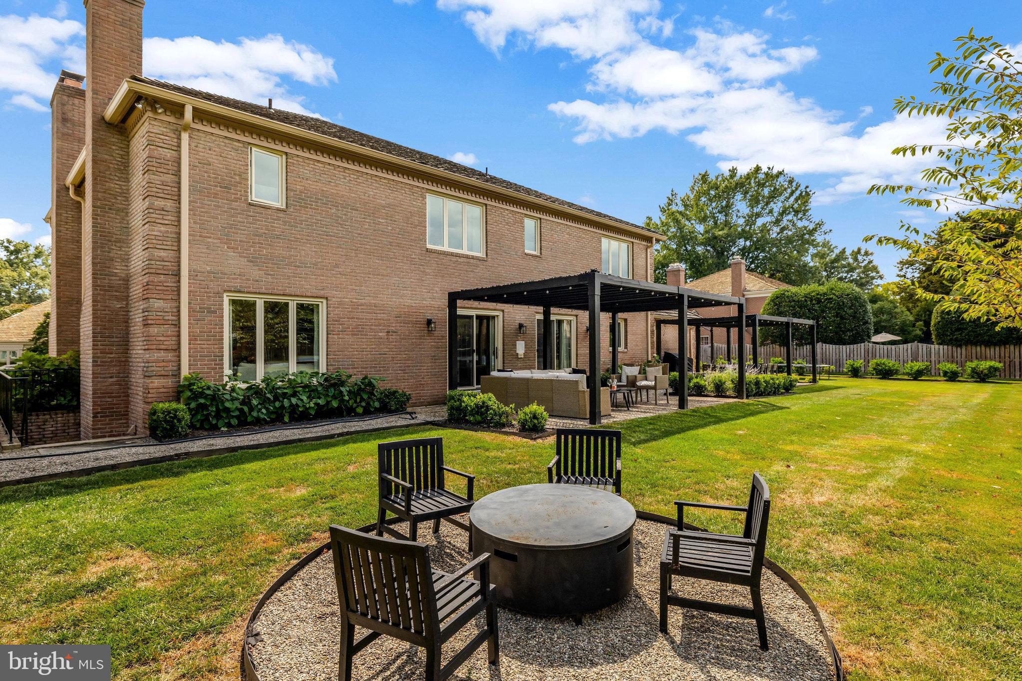 EVERMAY - Residential Lease