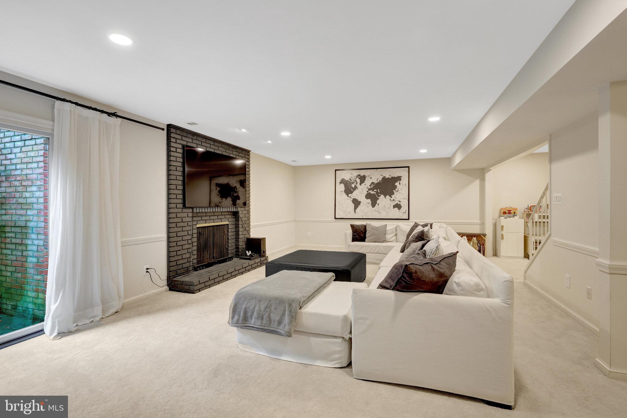 EVERMAY - Residential Lease