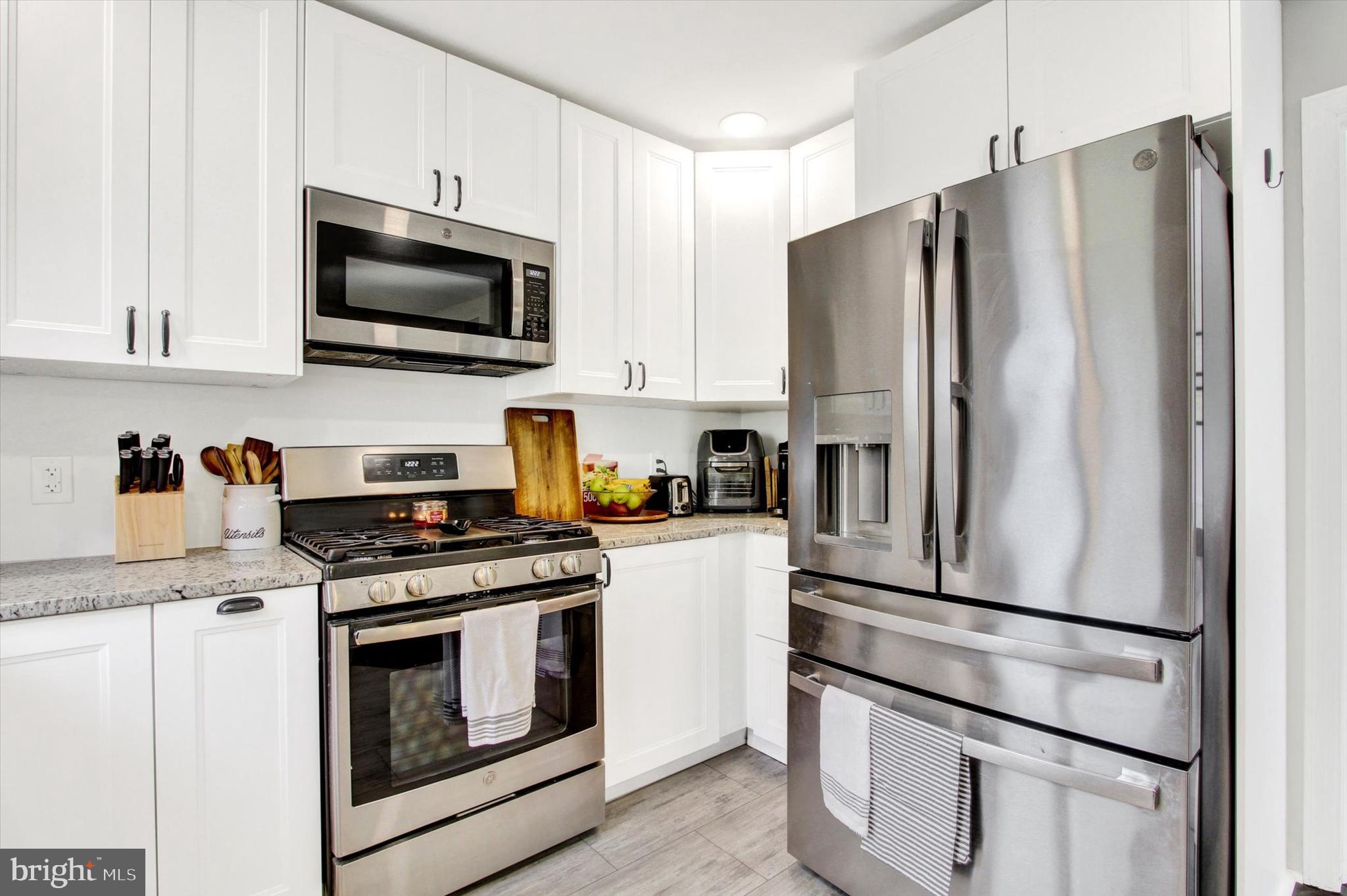 CUMBERLAND TOWNSHIP - Residential