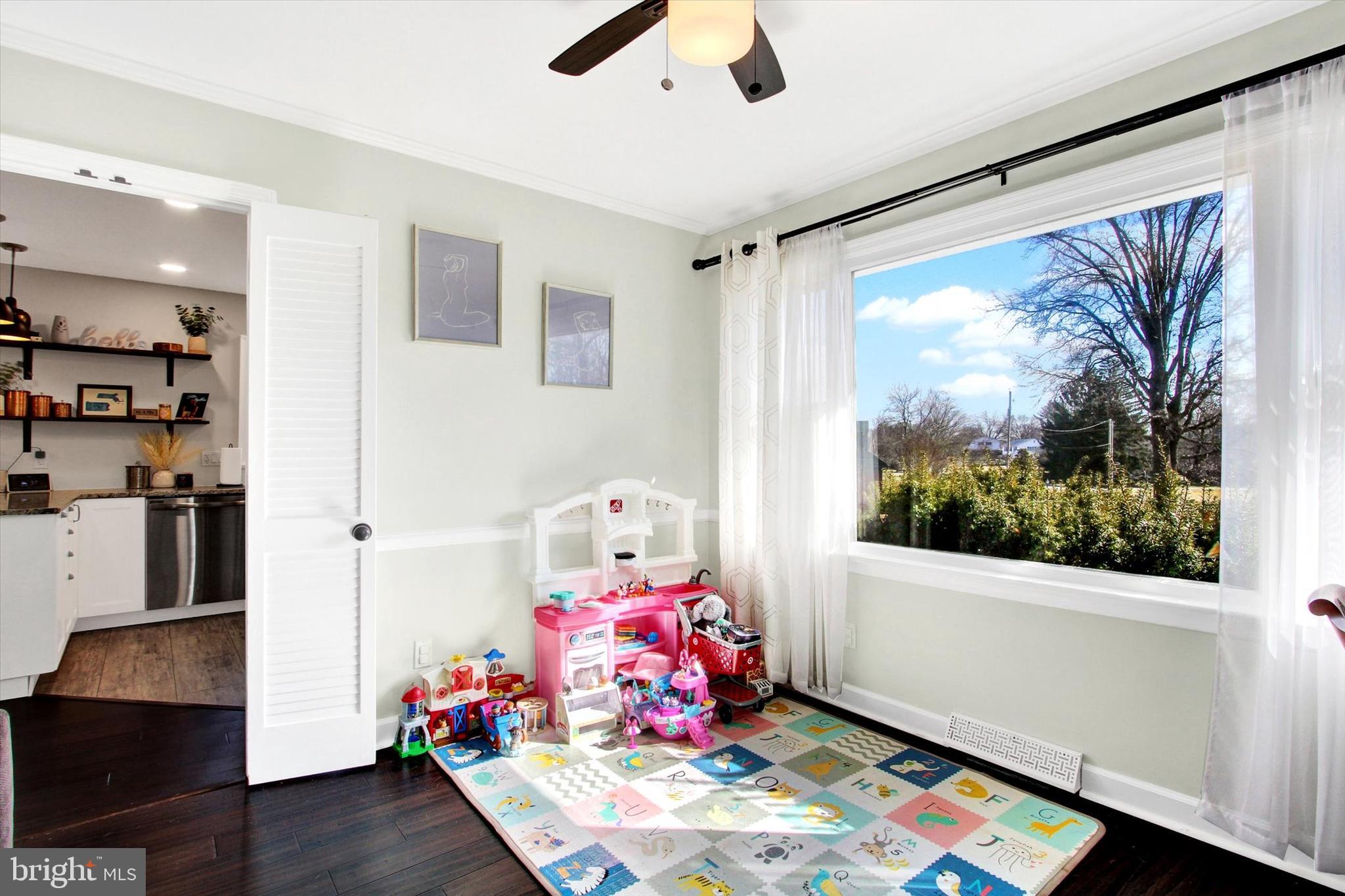 CUMBERLAND TOWNSHIP - Residential