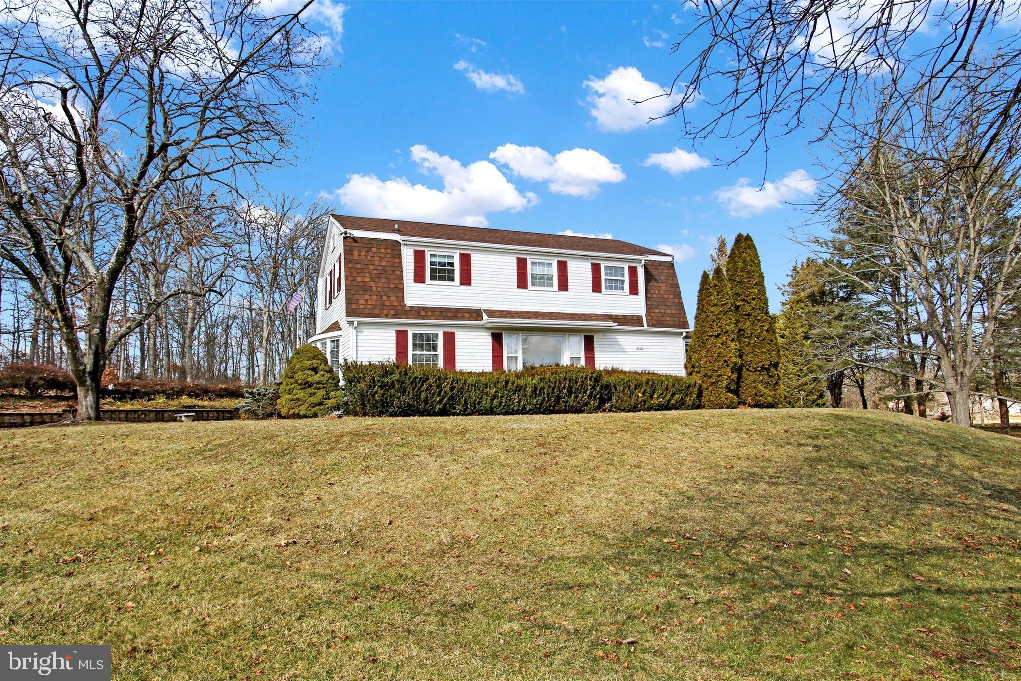 CUMBERLAND TOWNSHIP - Residential