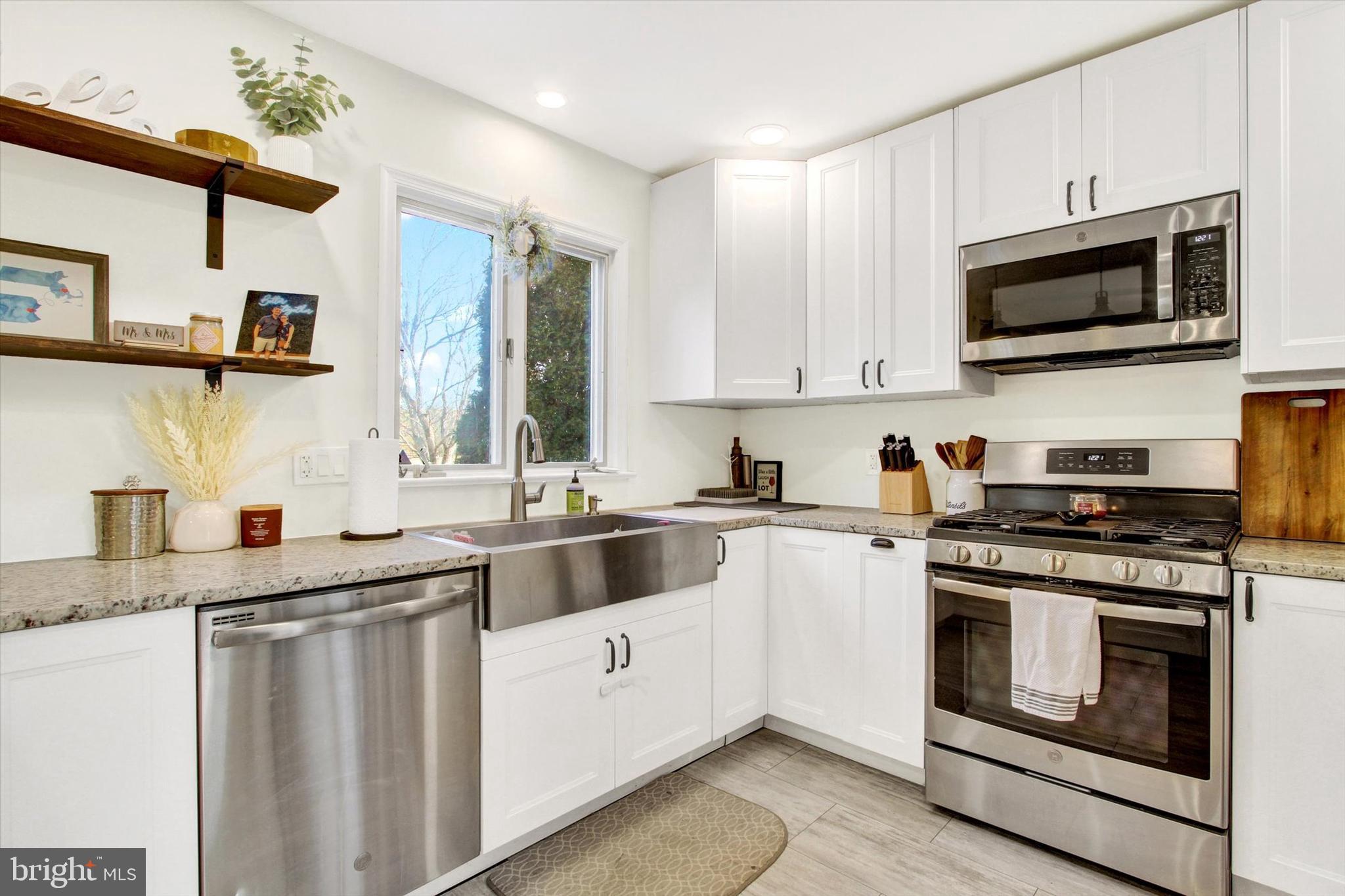 CUMBERLAND TOWNSHIP - Residential