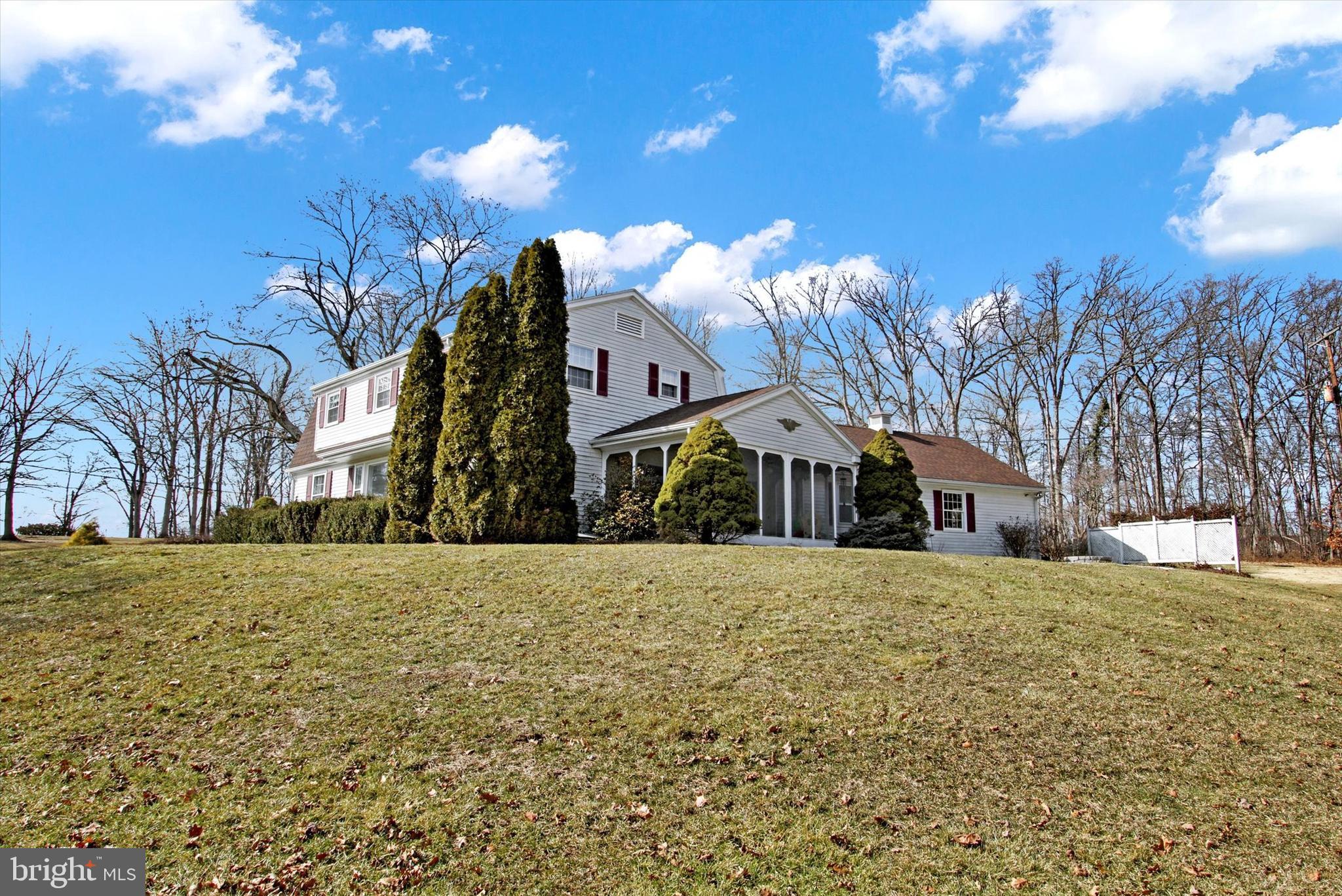 CUMBERLAND TOWNSHIP - Residential