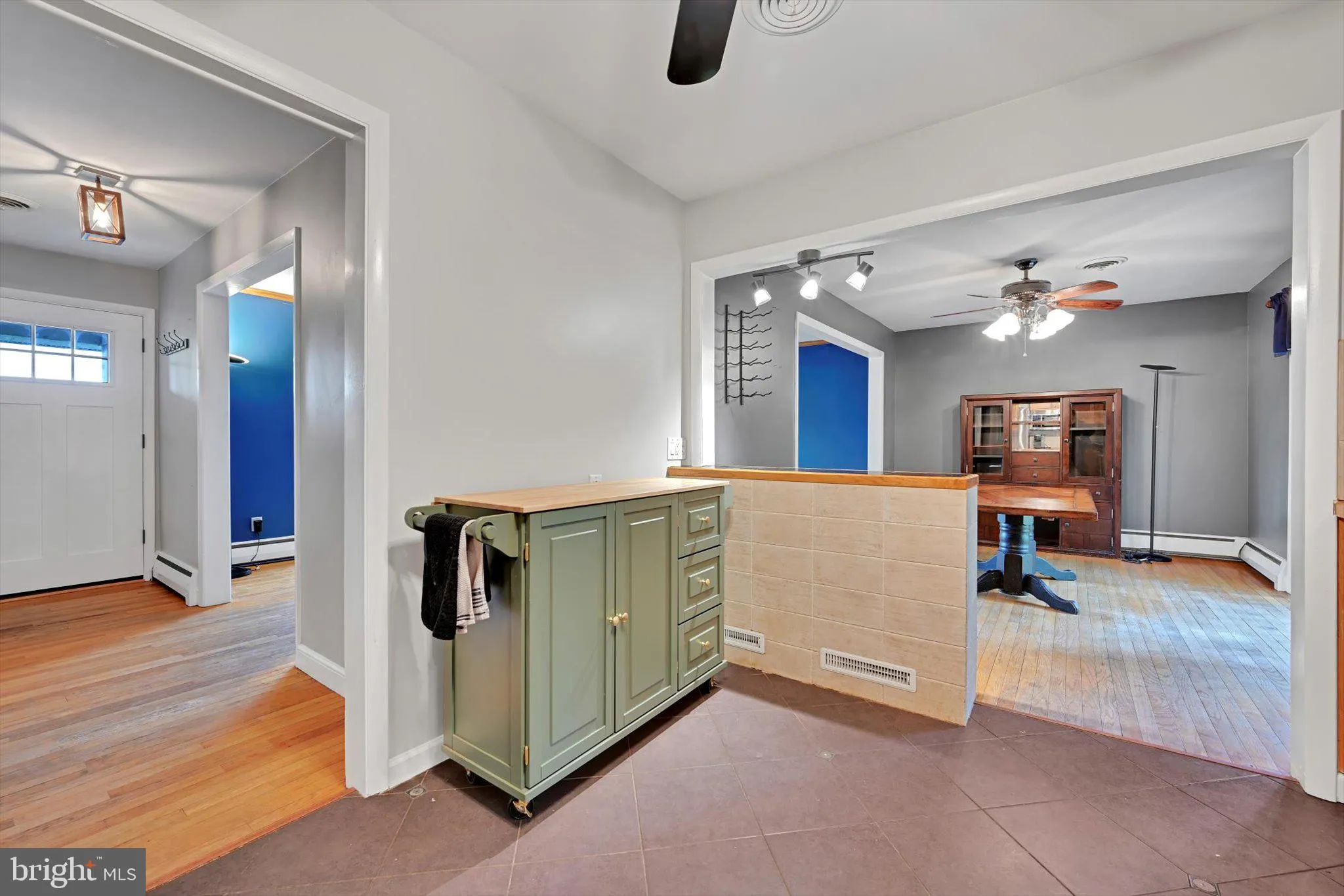 Shillington, Pennsylvania 19607, United States, 3 Bedrooms Bedrooms, ,3 BathroomsBathrooms,Residential,Pending,130825