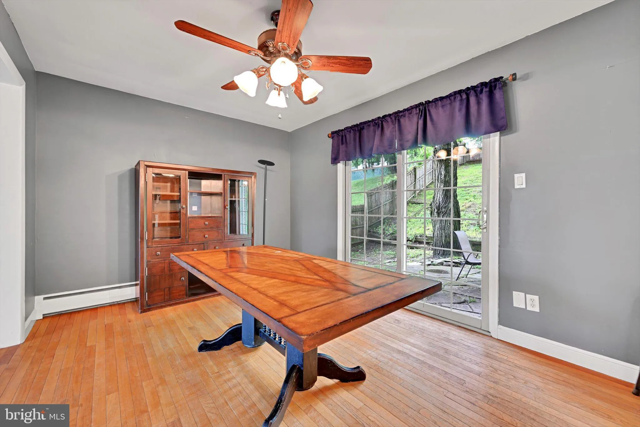 Shillington, Pennsylvania 19607, United States, 3 Bedrooms Bedrooms, ,3 BathroomsBathrooms,Residential,Pending,130825