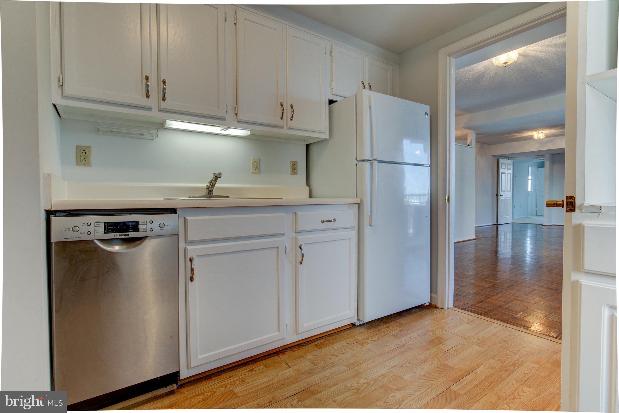 THE JEFFERSON - SUNRISE SENIOR LIVING - Residential