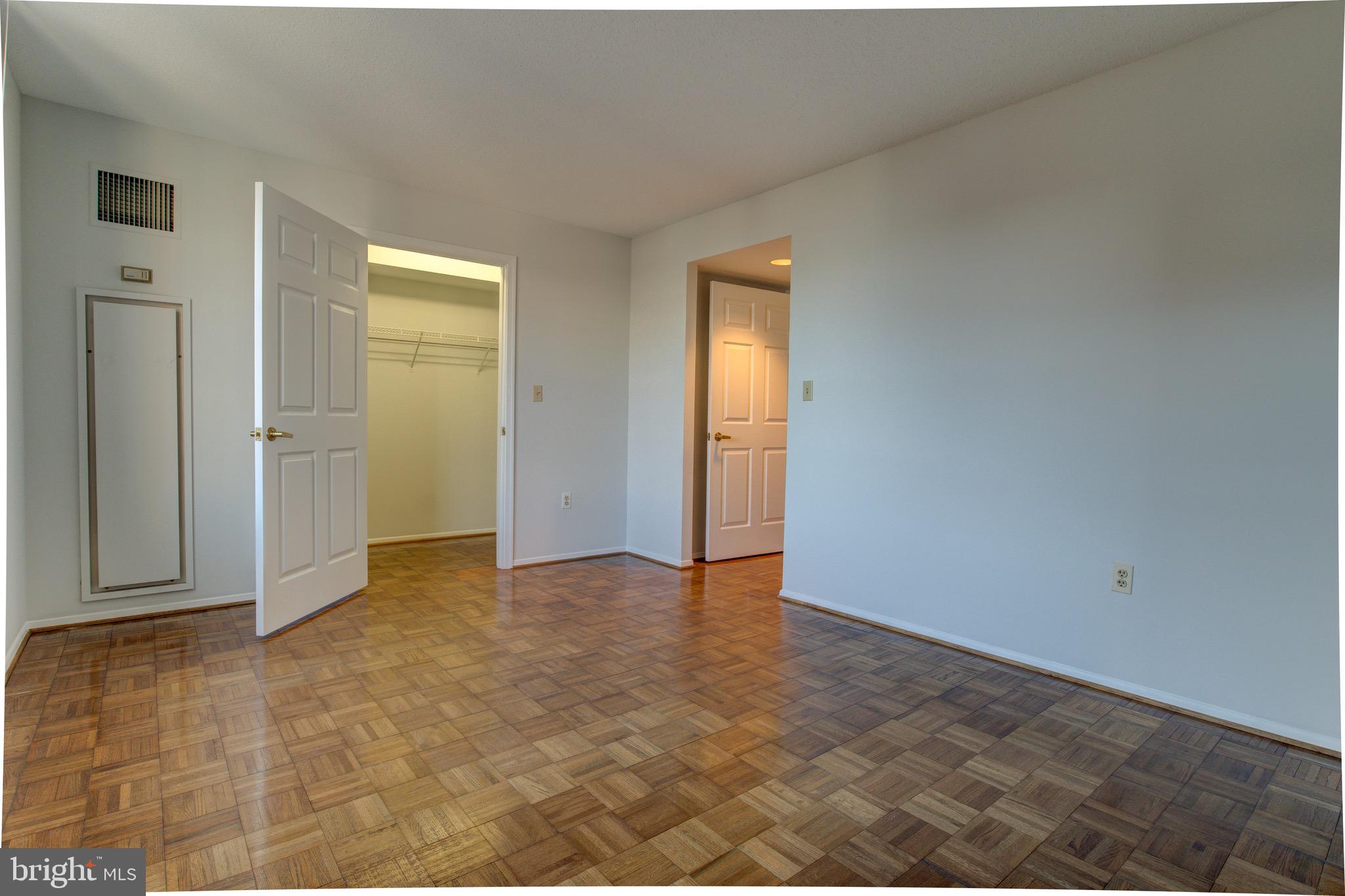 THE JEFFERSON - SUNRISE SENIOR LIVING - Residential