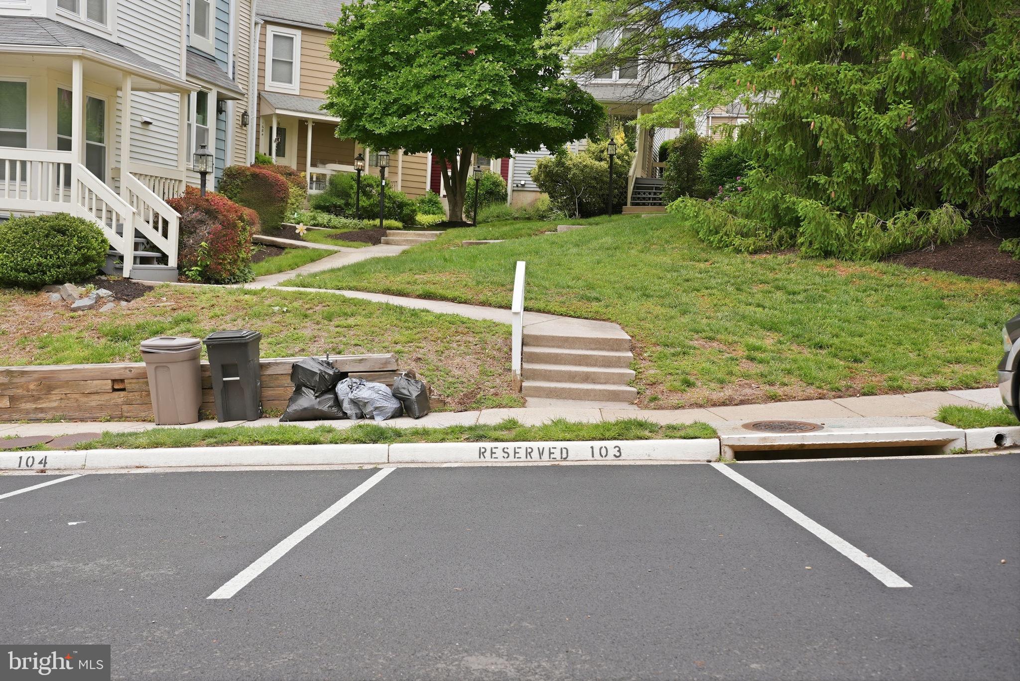 WHISPERHILL - Residential