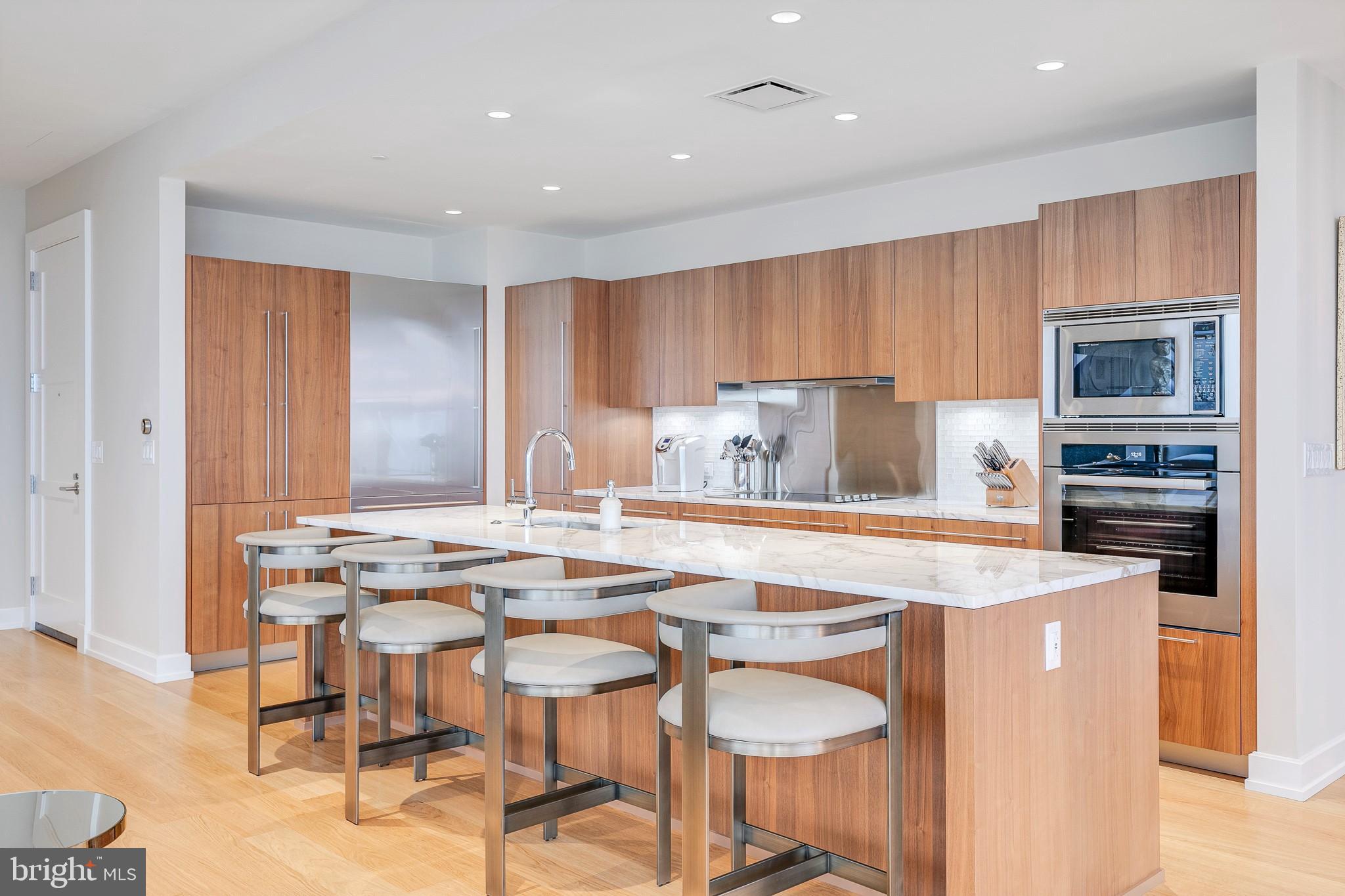 CENTER CITY - Residential