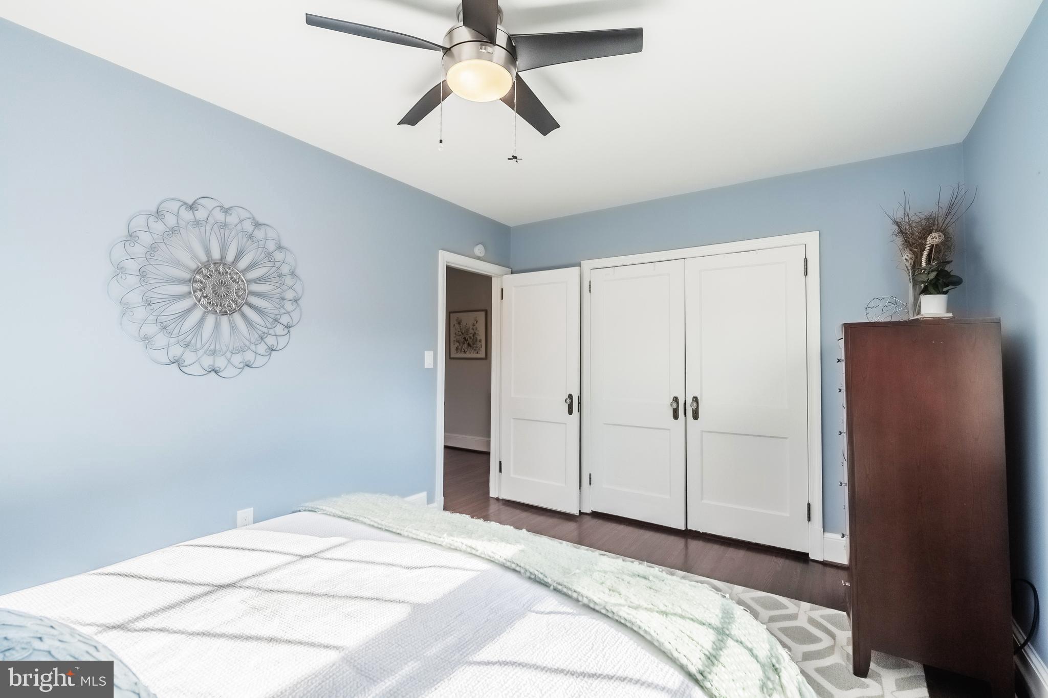 OVER LEE KNOLLS - Residential