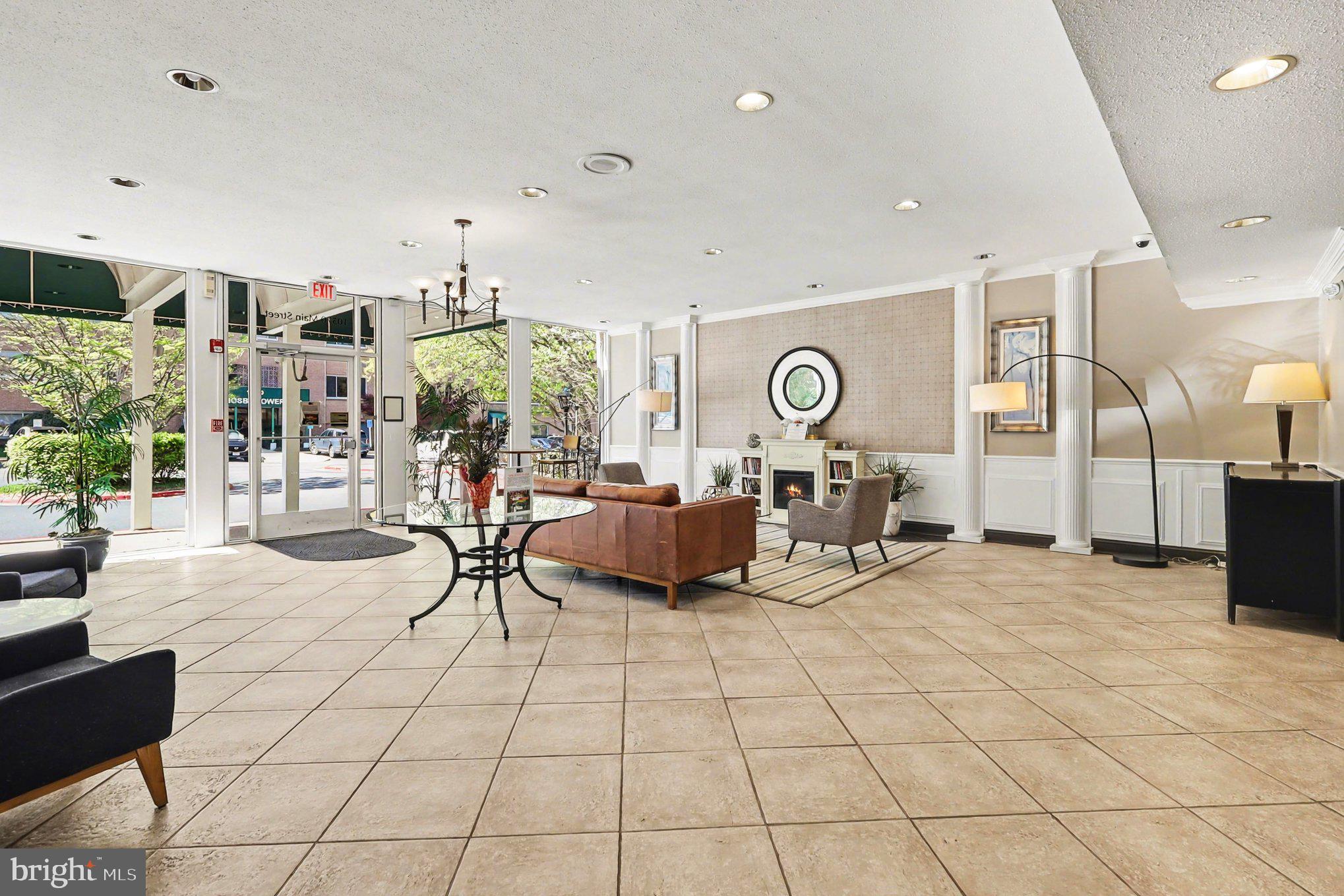 MAIN STREET GREEN - Residential