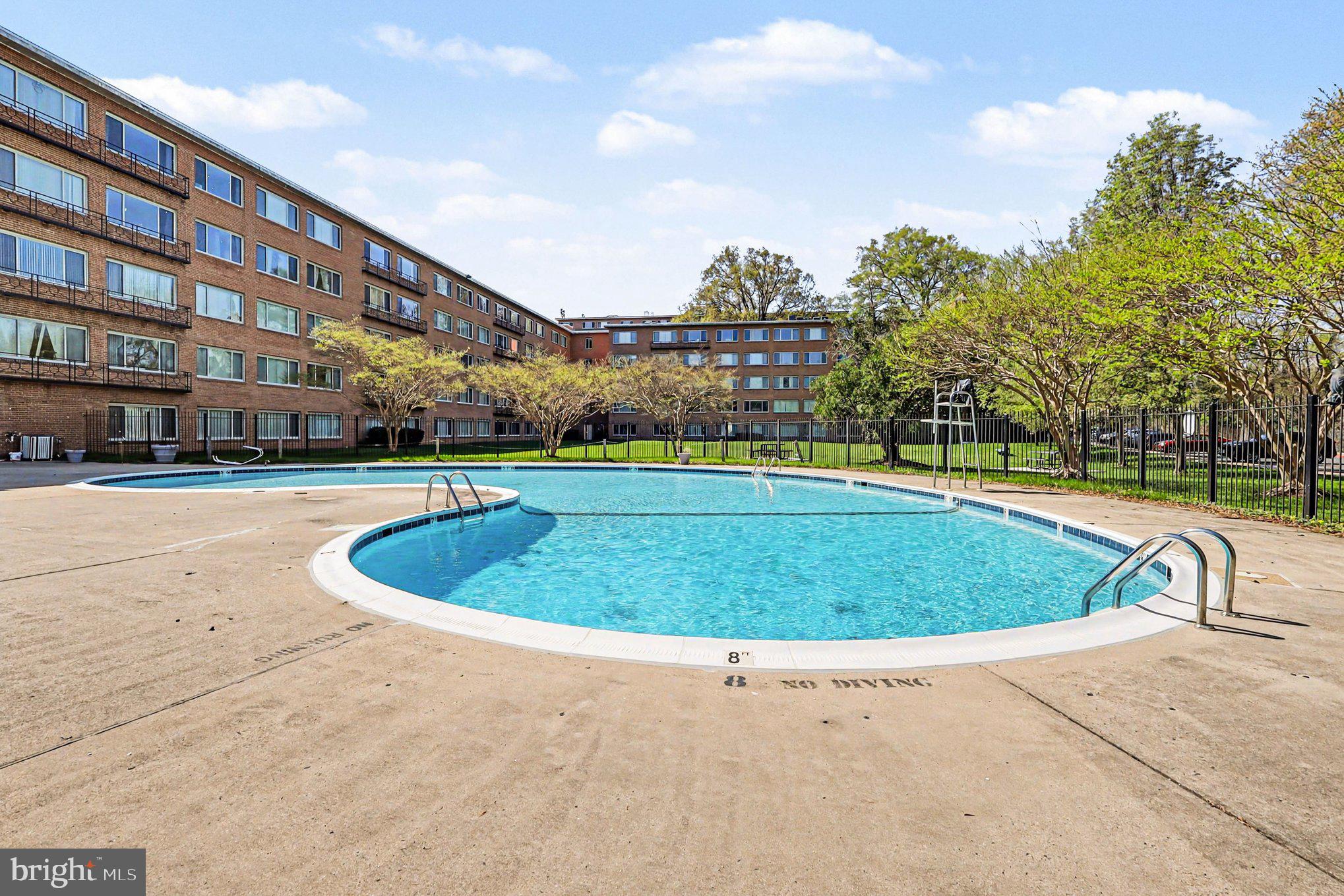 MAIN STREET GREEN - Residential