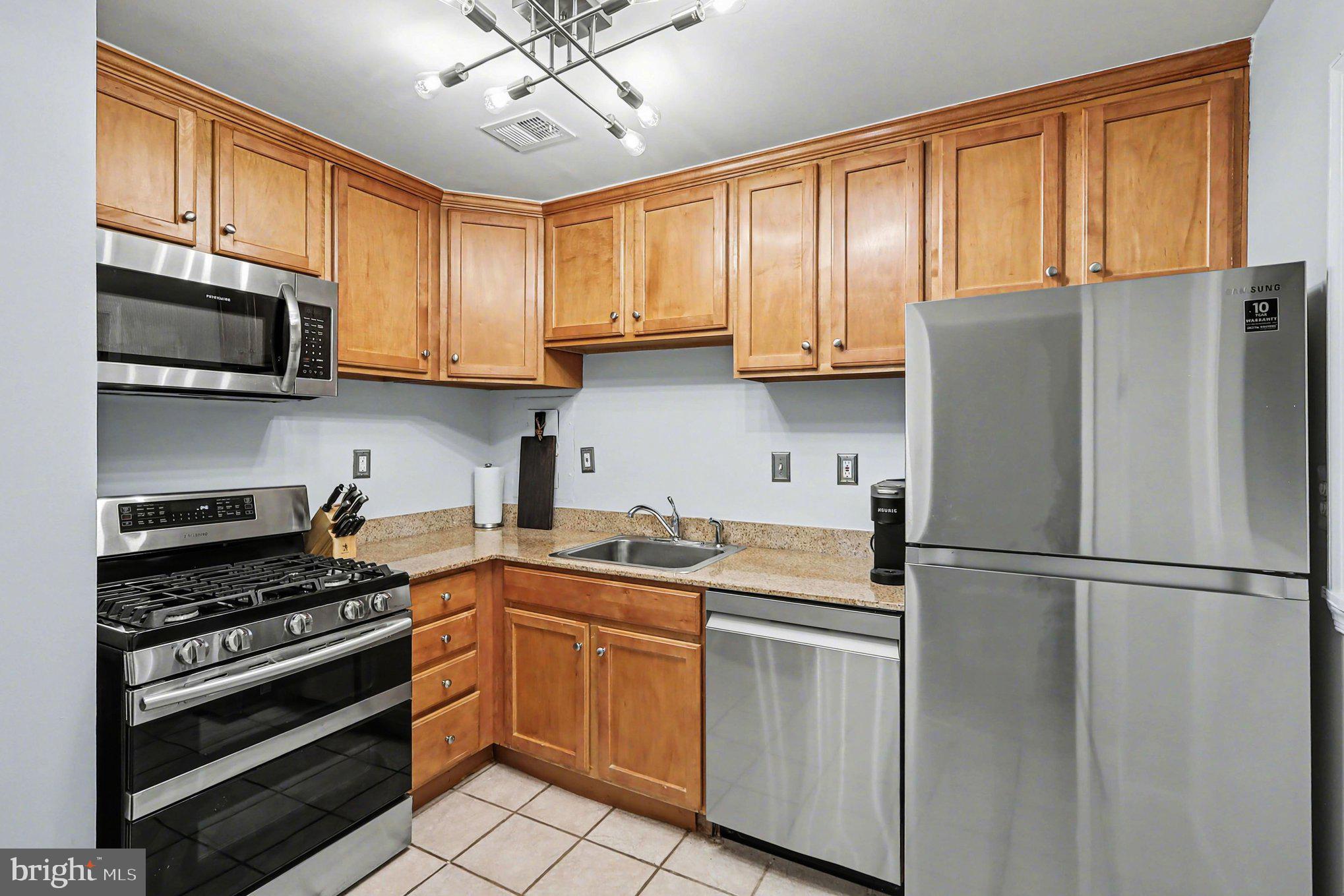 MAIN STREET GREEN - Residential