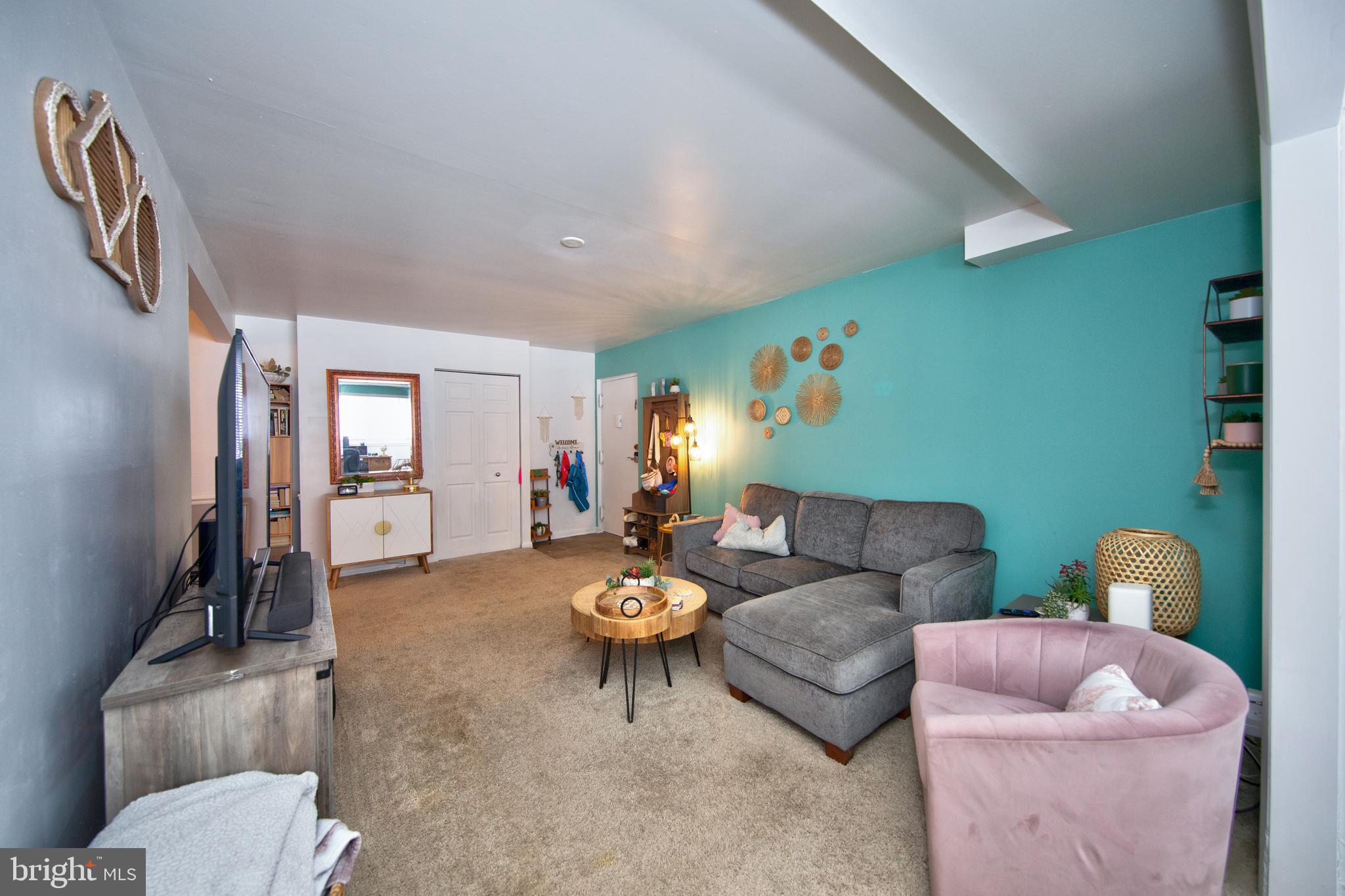 140 ROYAL OAK DRIVE C 140-C