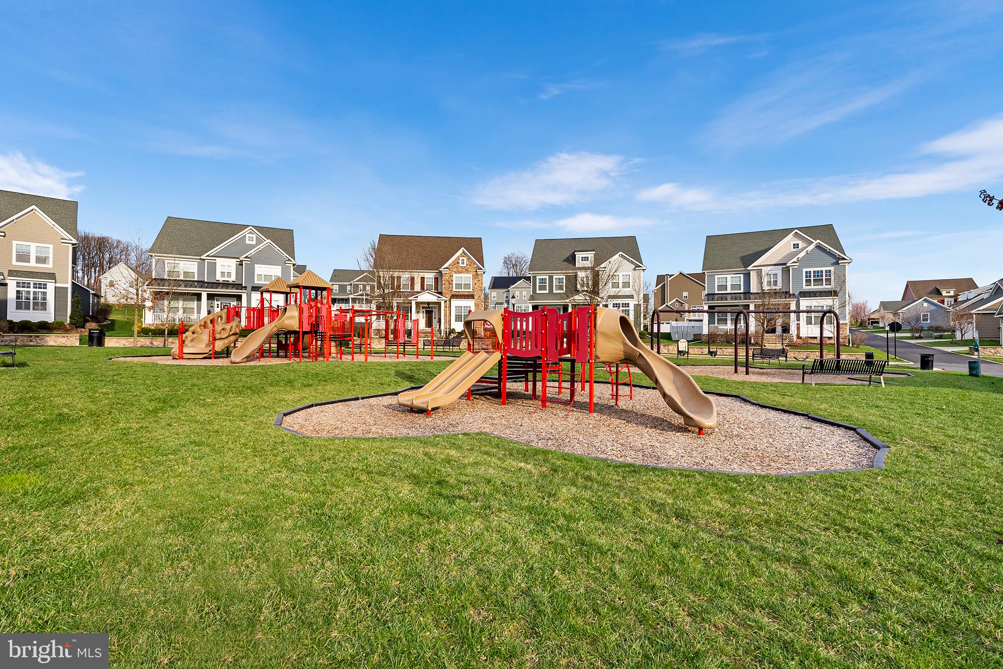 SPRING OAK - Residential